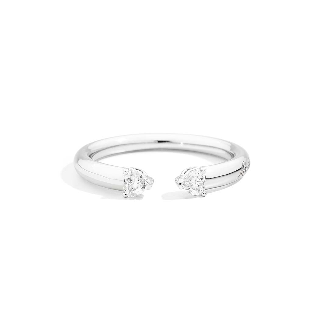 Discover the Recarlo White Gold 2x Single Diamond R86FN010/020, a refined design featuring two brilliant diamonds for timeless Italian elegance.