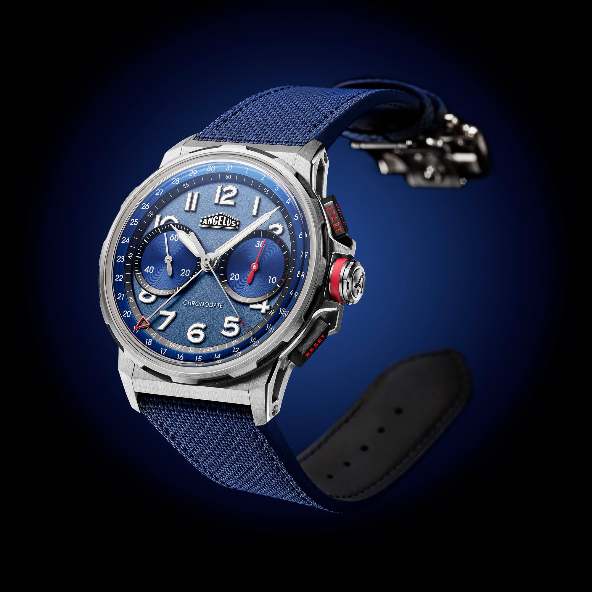      CHRONODATE-TITANIUM-BLUE-LE-25-ANGLE