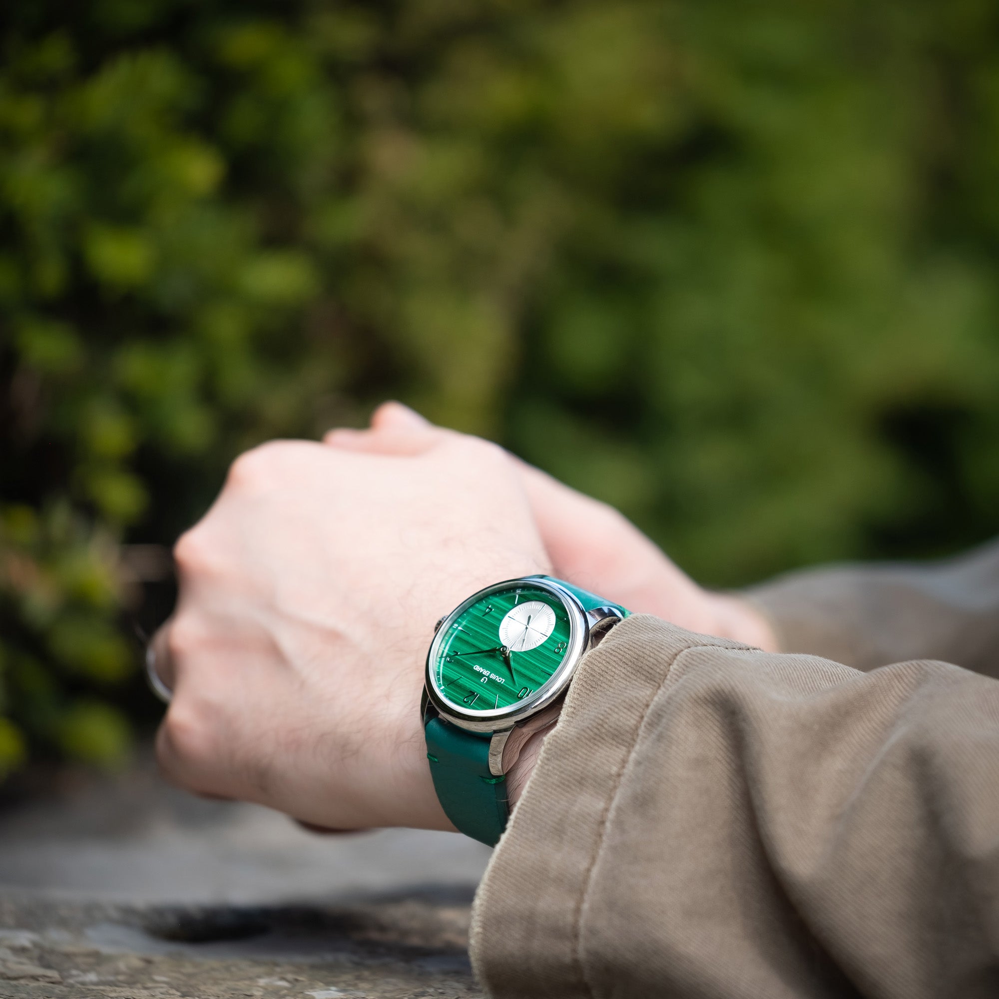 Excellence-Petite-Seconde-Malachite-wrist