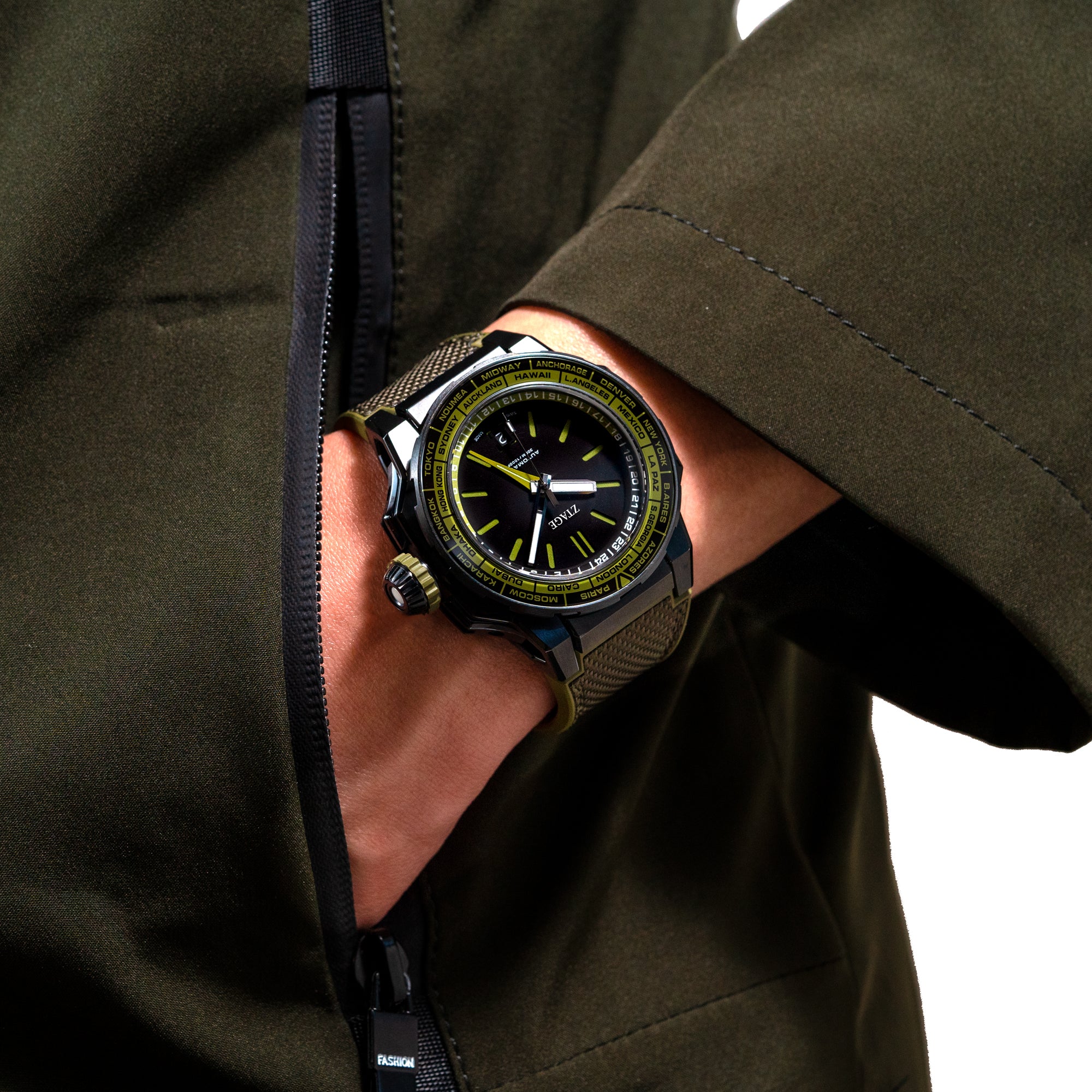 HYBRID-OFF-GROUND-AMAZONIA-wrist
