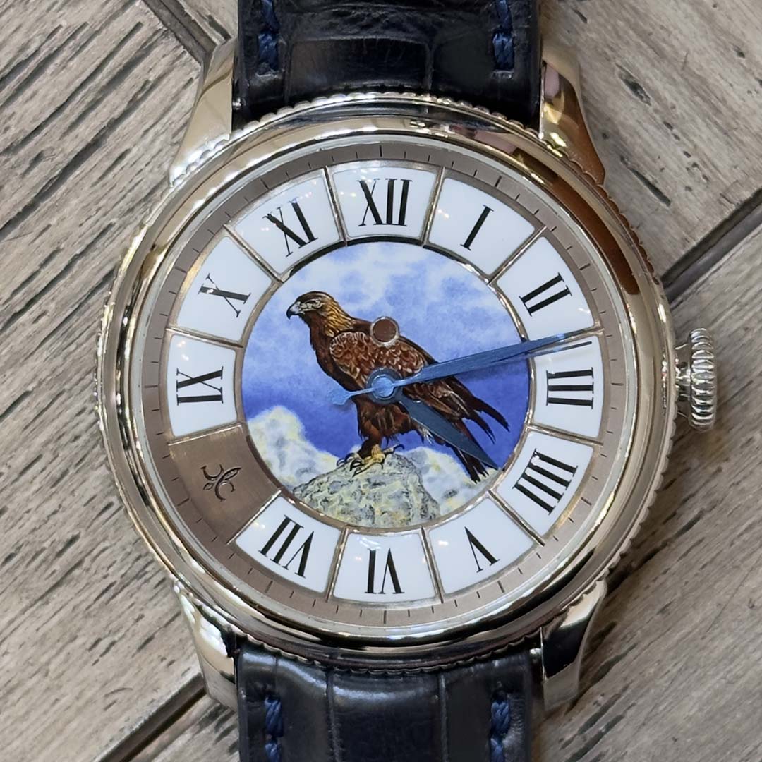 Discover the unique Julien Coudray Manufactura 1528 PT950 “L’Aigle Royal”, a 1 of 1 platinum masterpiece with grand feu enamel miniature dial and in-house platinum movement.