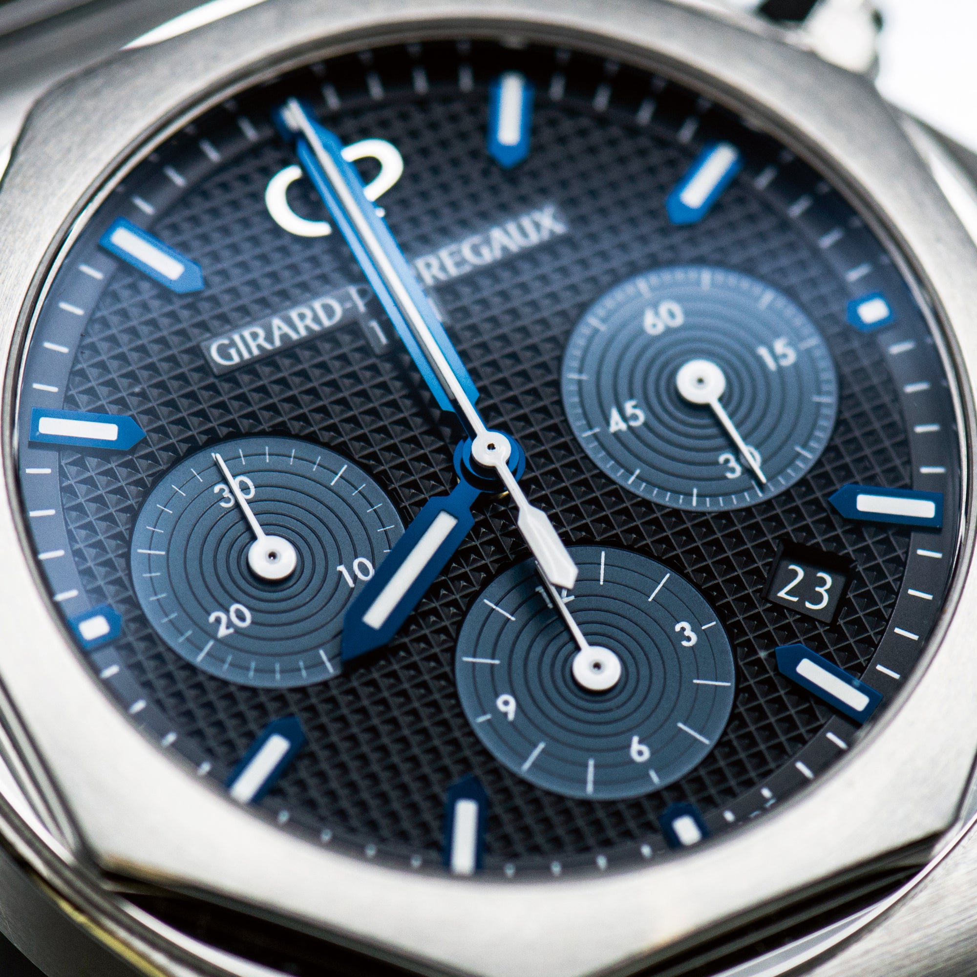 LAUREATO-42-CHRONO-BLACK_BLUE-DIAL