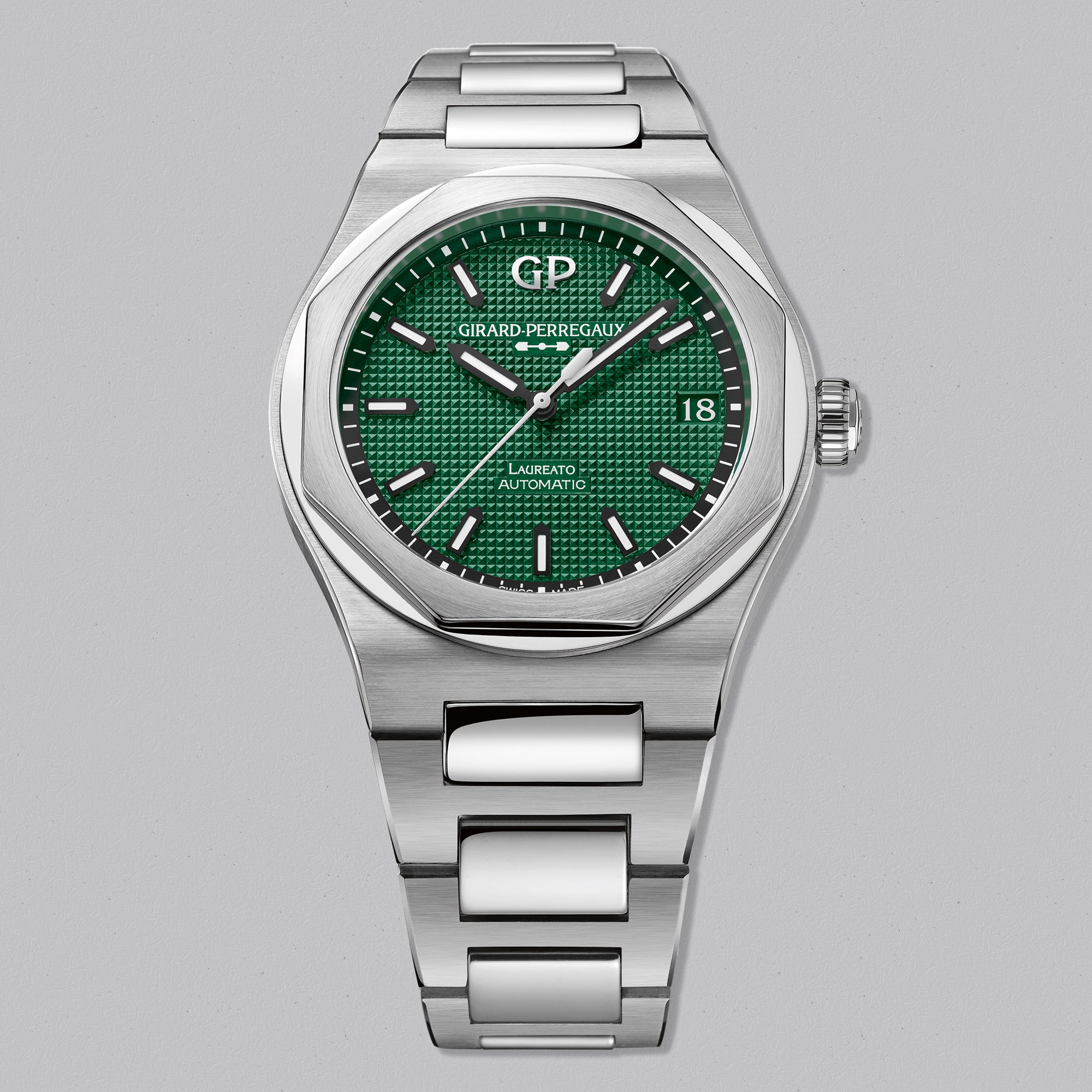 LAUREATO-42-GREEN-hero
