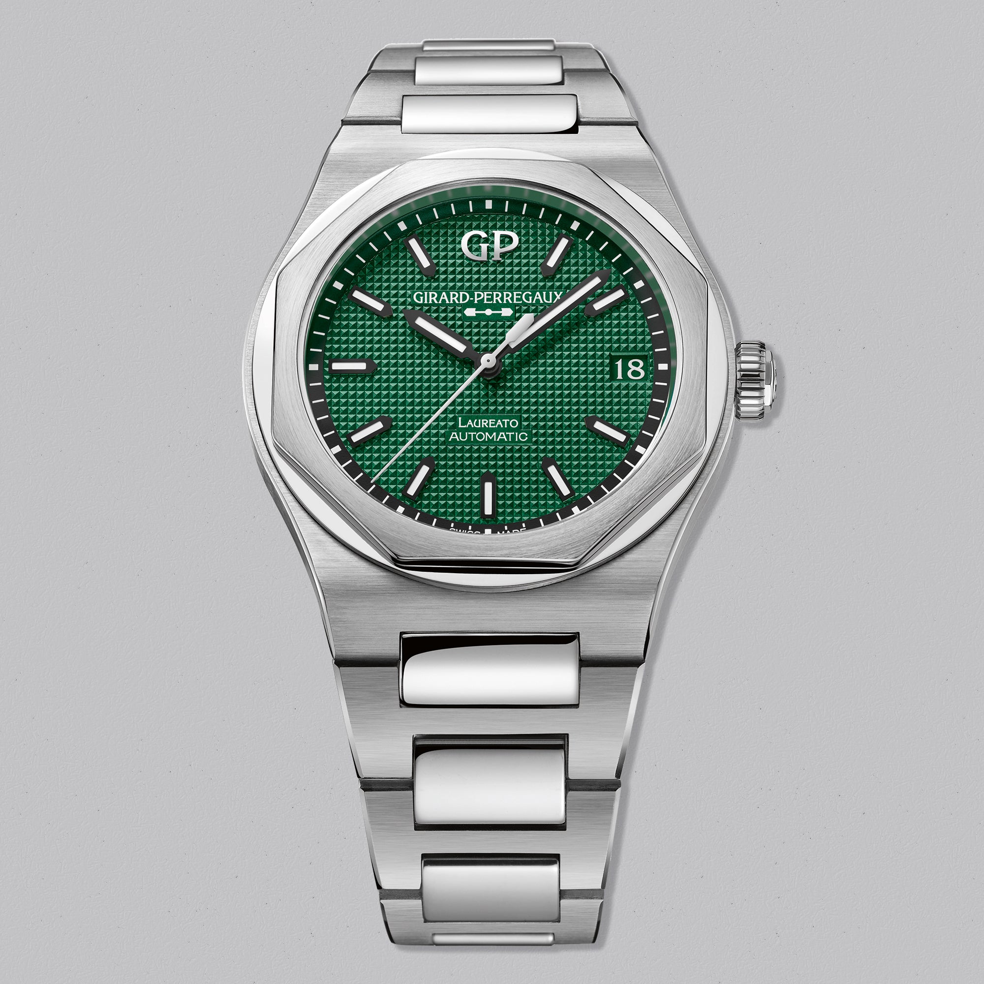    LAUREATO-42-GREEN-hero