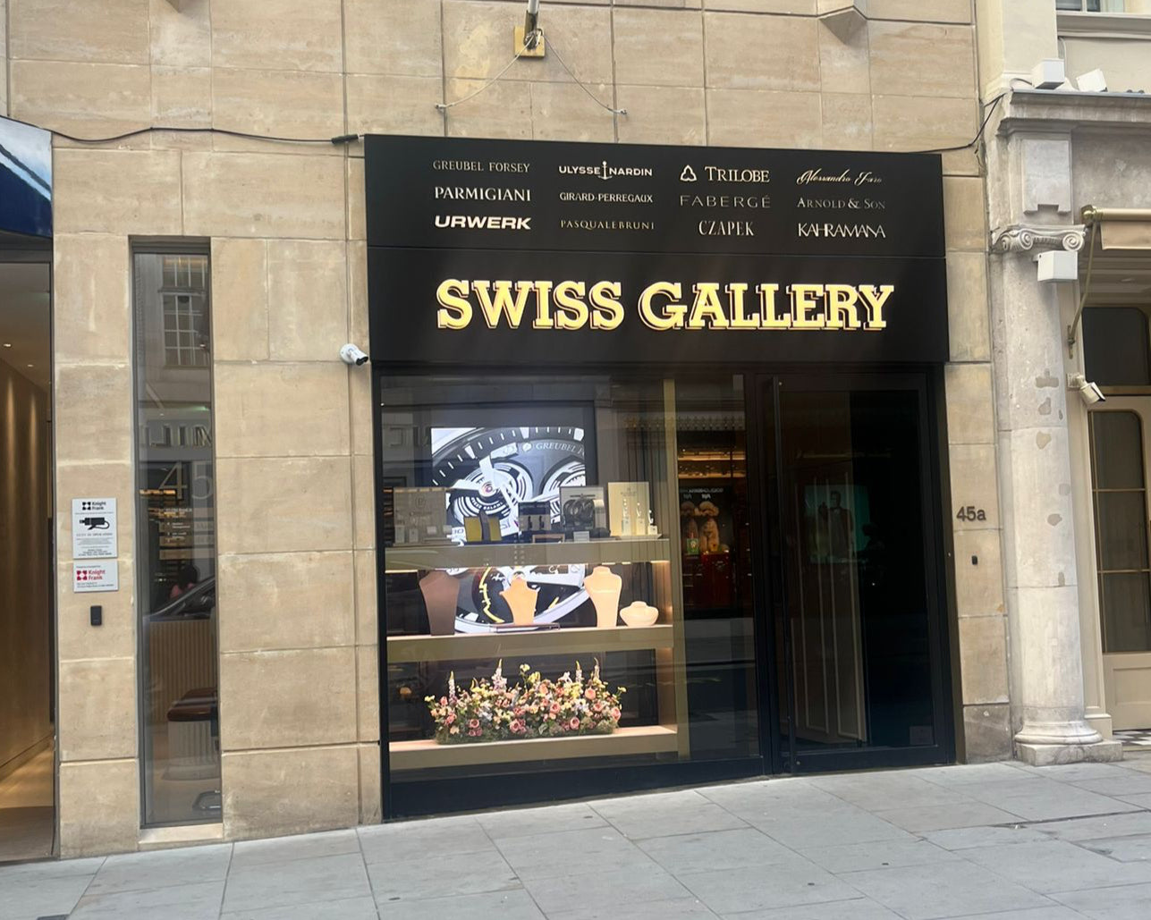 Discover Swiss Gallery on Old Bond Street, London’s destination for rare independent watches and fine jewellery. A boutique experience for collectors seeking the exceptional.