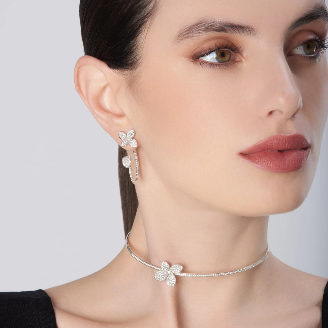 Petit Garden Choker in White Gold With Diamonds