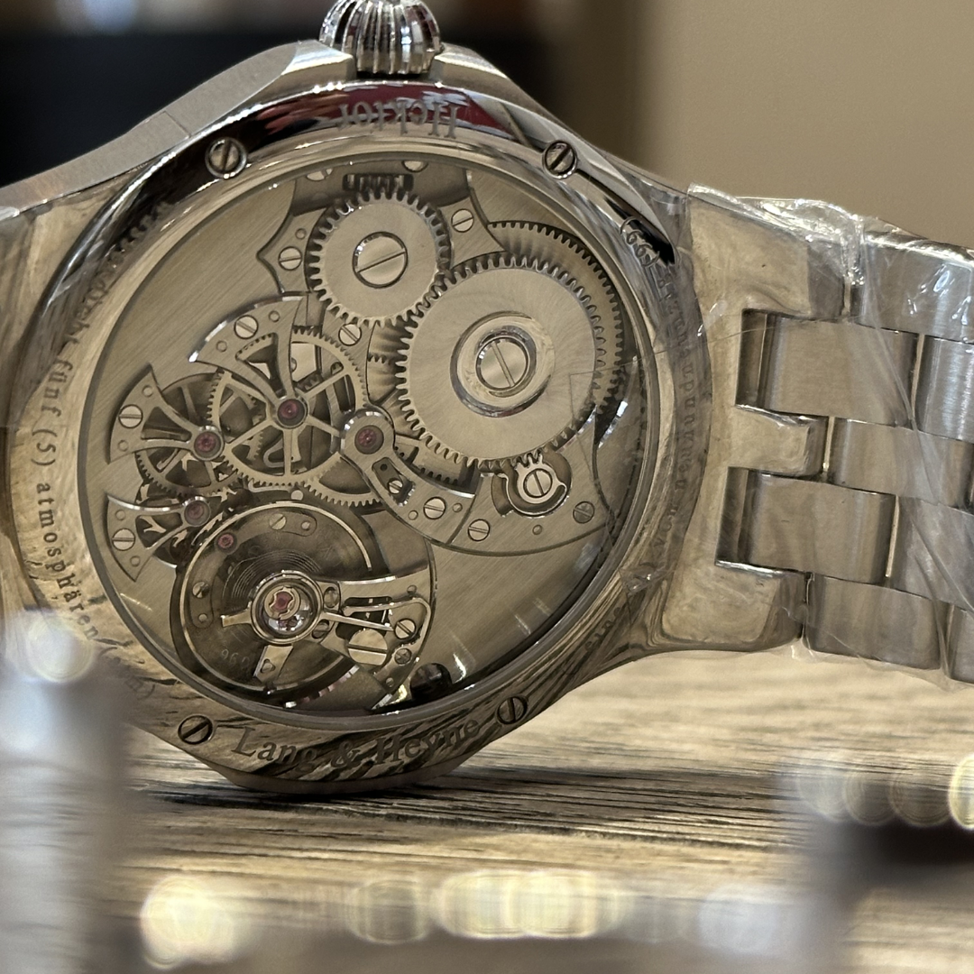 Lang & Heyne Hektor Limited 33 Green