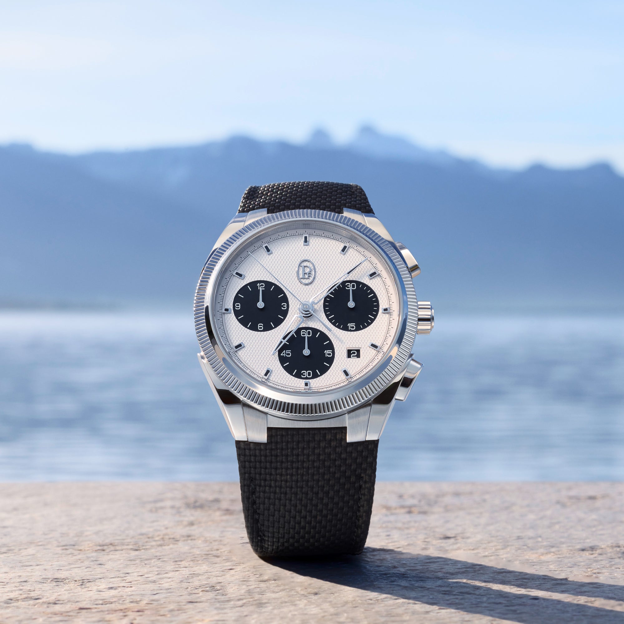 TONDA-PF-SPORT-CHRONOGRAPH-STEEL-SILVER-BLACK-LIFESTYLE