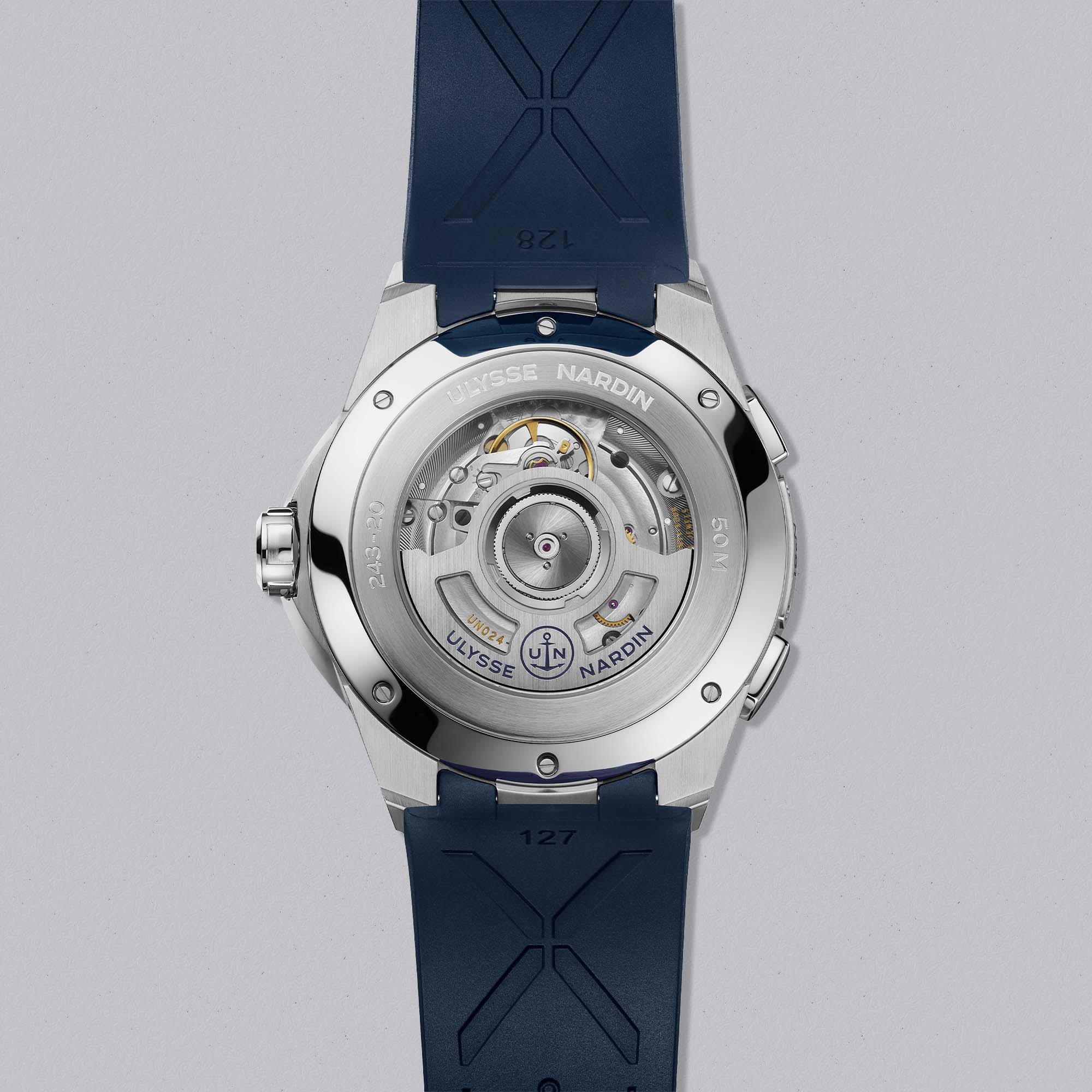 blast-dual-timestainless-steel-case-42mm-blue-dial-243-20-3_43-back
