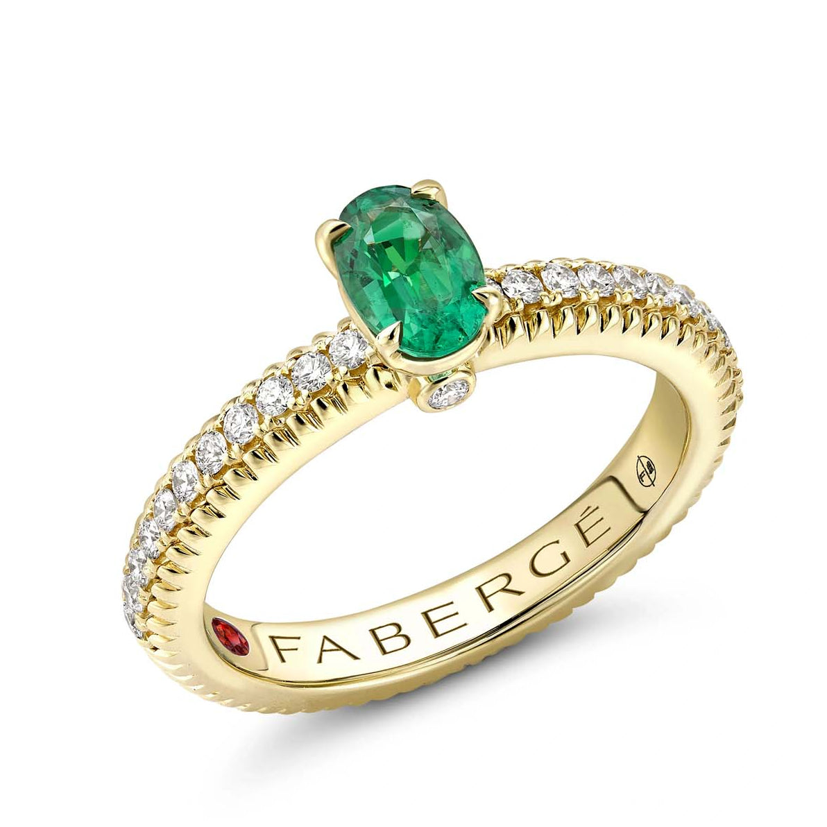 colours-of-love-yellow-gold-emerald-fluted-ring-with-diamond-shoulders-831rg2748_23