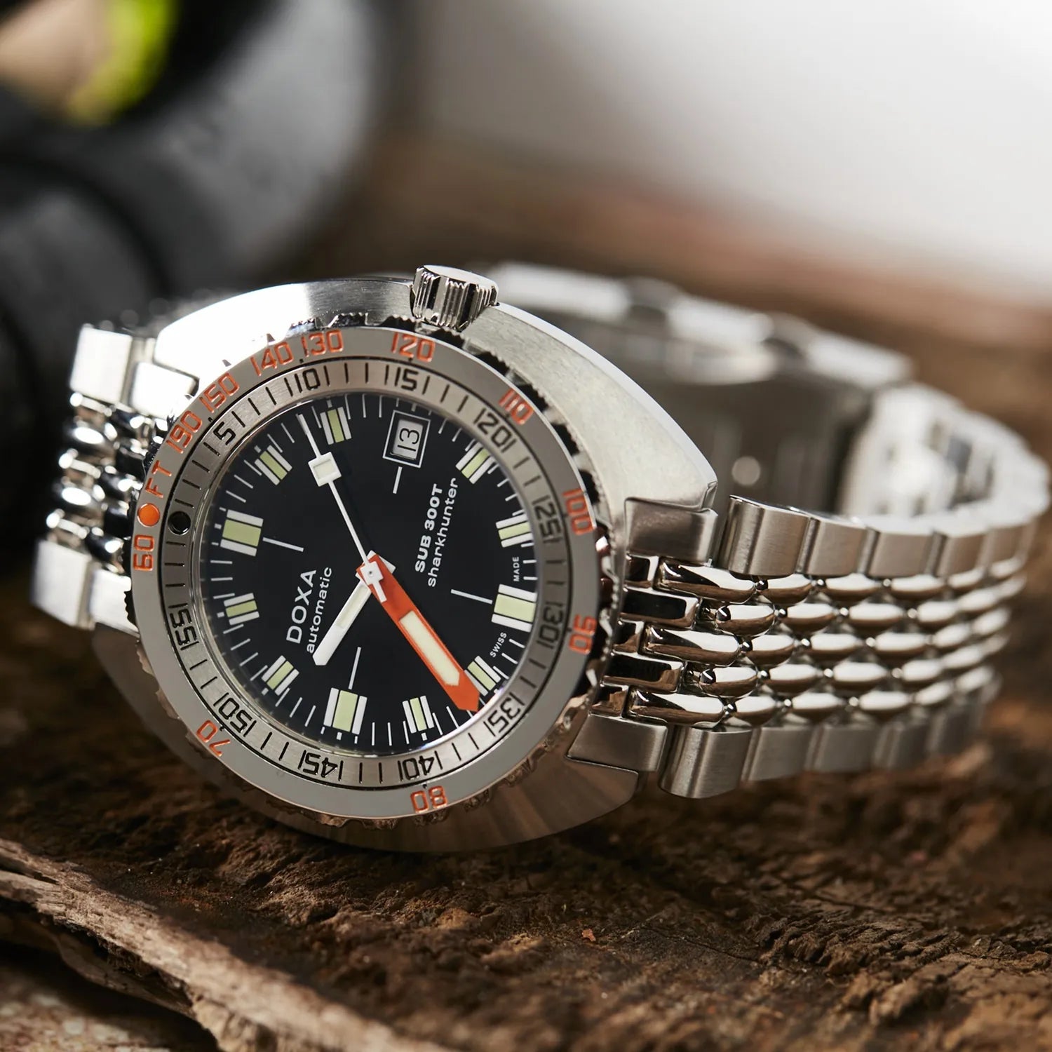 SUB 300 Stainless Steel Sharkhunter MB