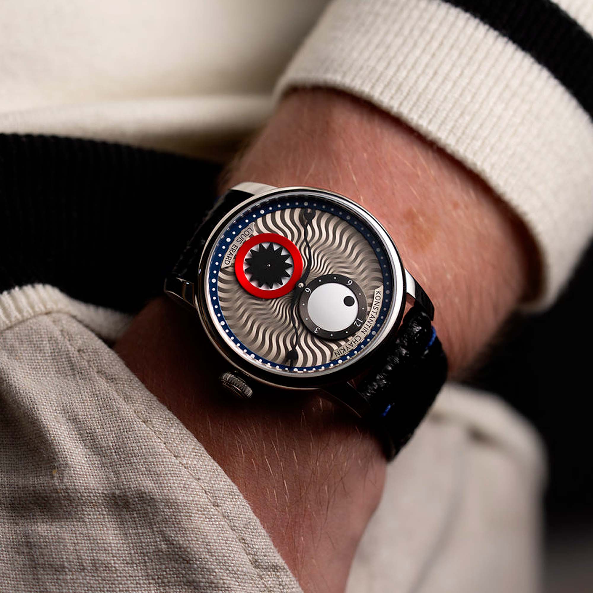 Le Régulateur Time Eater III by Louis Erard and Chaykin fuses haute horlogerie with dark whimsy. Limited, collectible, and unforgettable.
