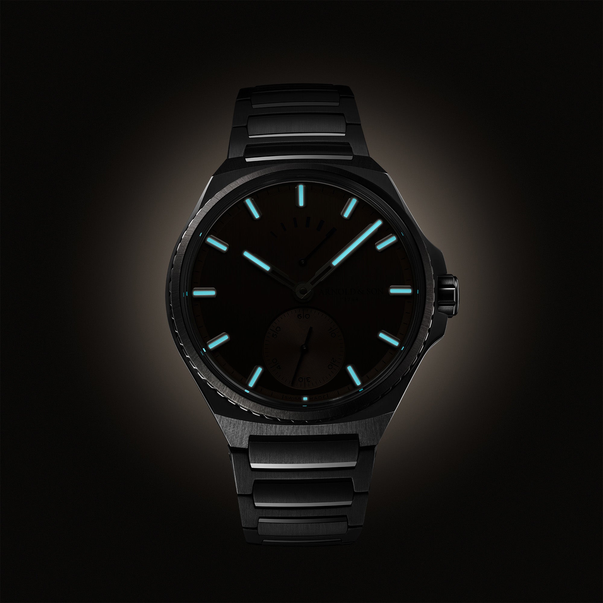 longitude-titanium-kingsand-lume