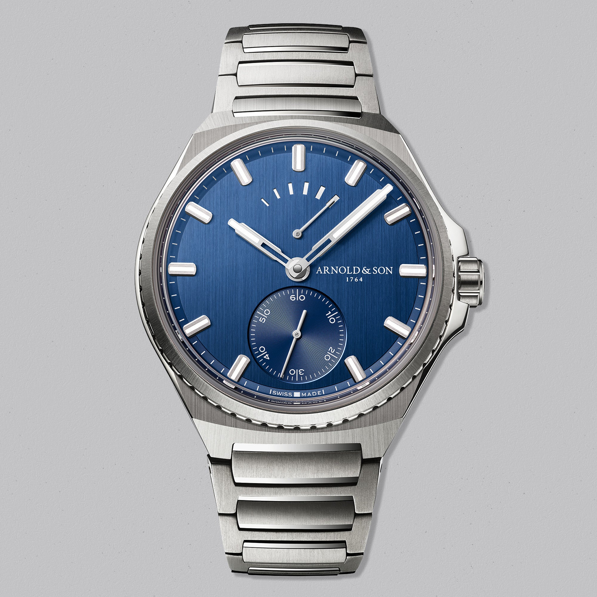 longitude-titanium-ocean-blue-hero