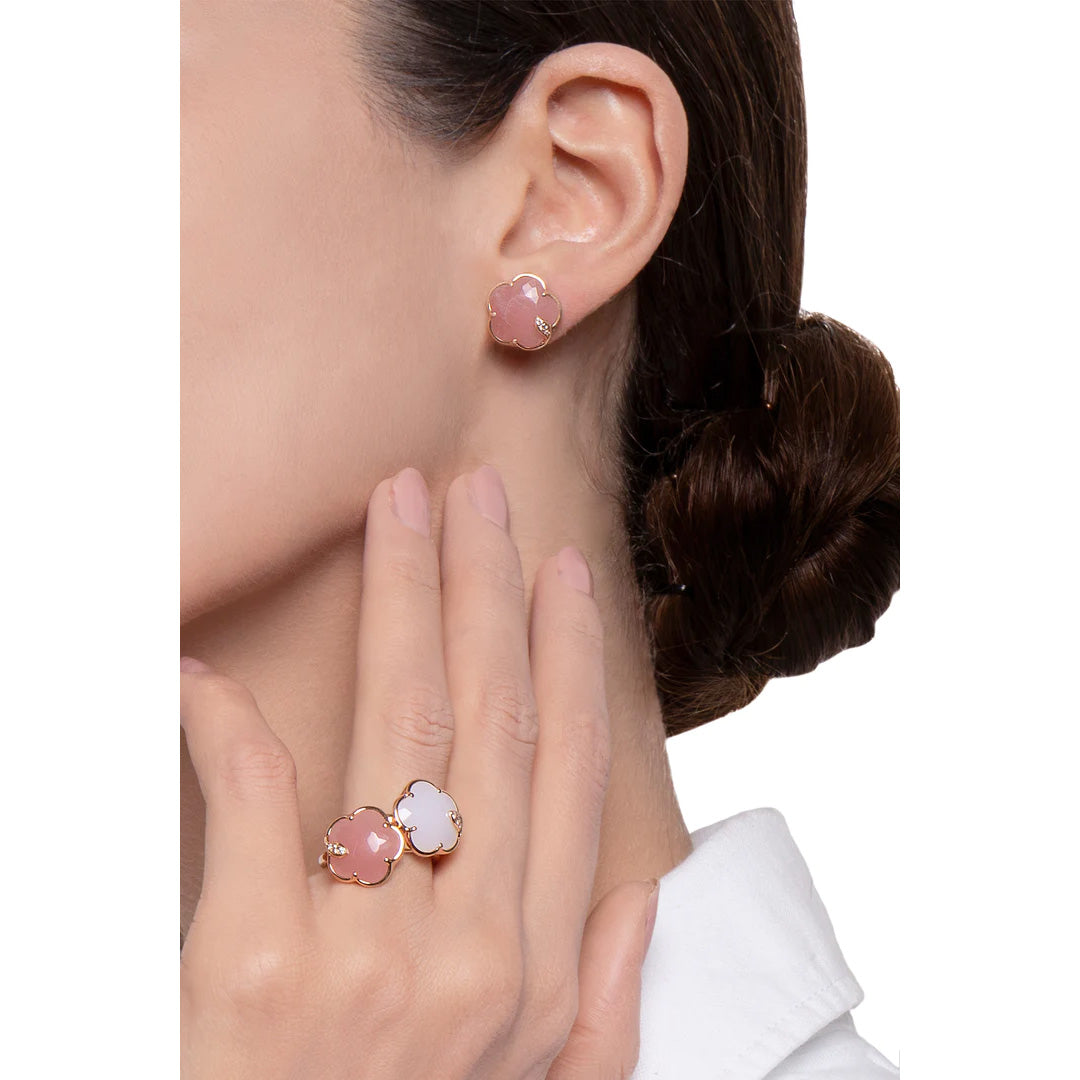 petitjoli-ring-ring-18k-rose-gold-pink-chalcedony-diamonds-16116r-model-2 1080 × 1080px