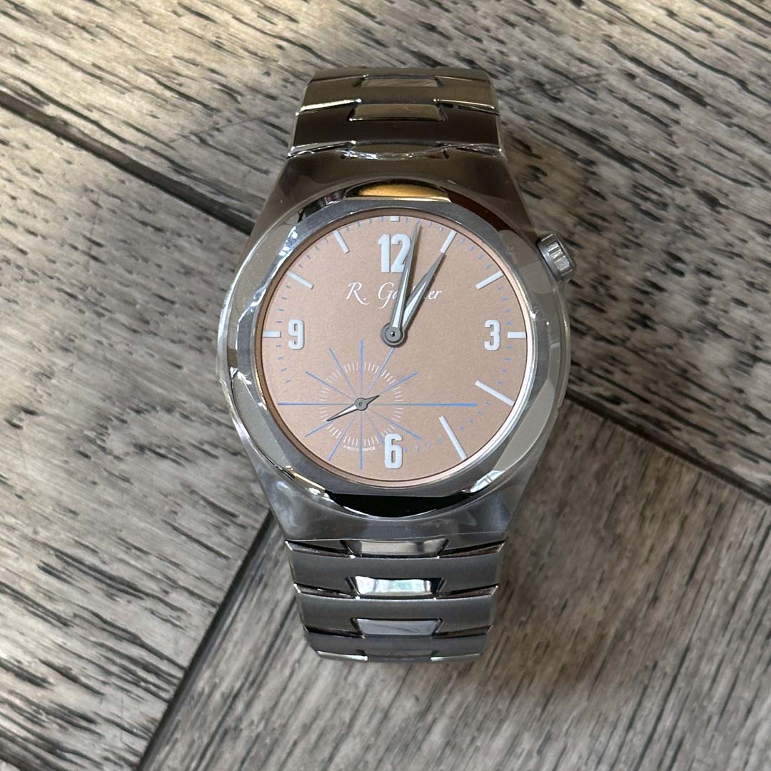 ROMAIN GAUTHIER C BY ROMAIN GAUTHIER TITANIUM EDITION SALMON DIAL