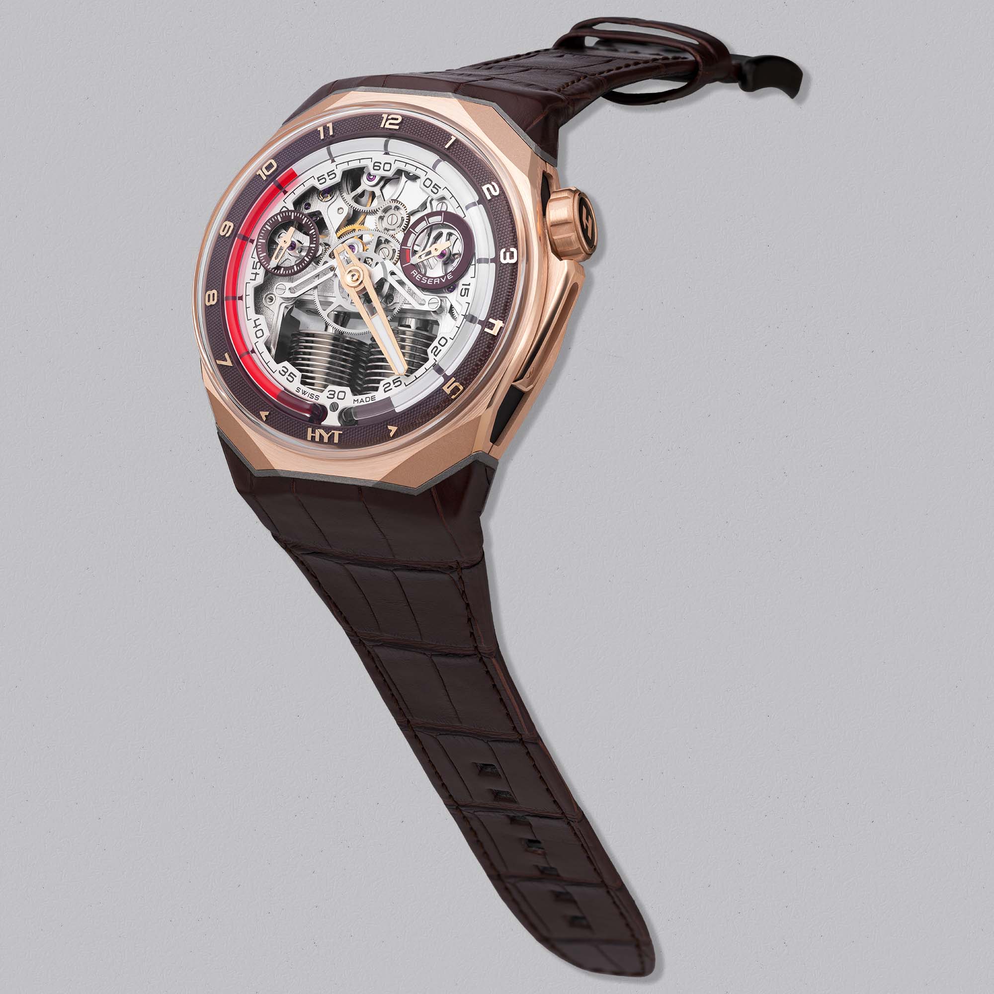 The HYT S1 5N Gold Titanium Cigare Limited Edition of 8 blends mechanical watchmaking with patented hydro-mechanical technology in a bold, contemporary case.