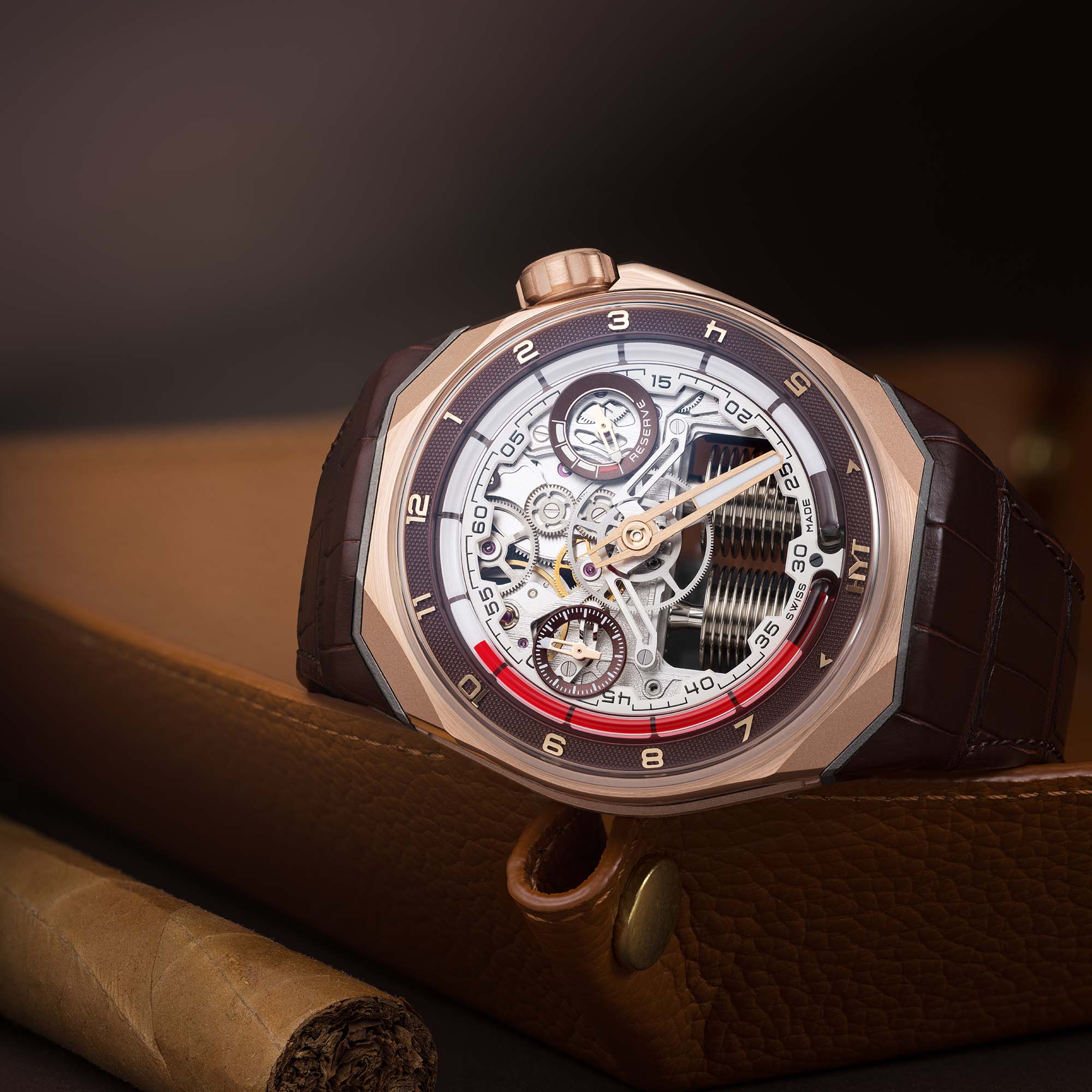 A rare statement piece, the HYT S1 5N Gold Titanium Cigare Limited Edition of 8 merges horological innovation with bold contemporary aesthetics.