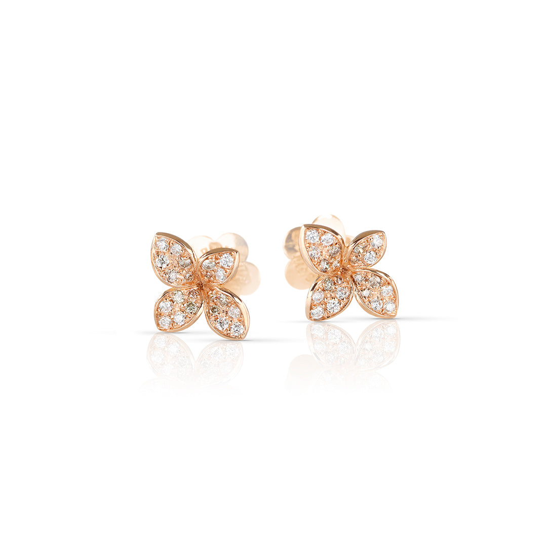 The Petit Garden Earrings in 18K rose gold feature white and champagne diamonds in a delicate floral-inspired design. Warm tones and refined brilliance for effortless elegance.