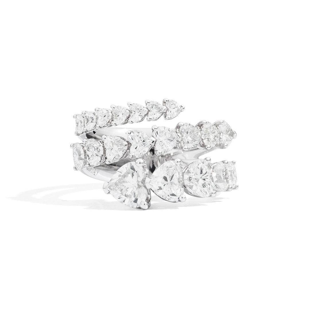 Discover the Anniversary Love Rings R67CO024/337, a romantic cascade of diamonds celebrating devotion, elegance and timeless craftsmanship.