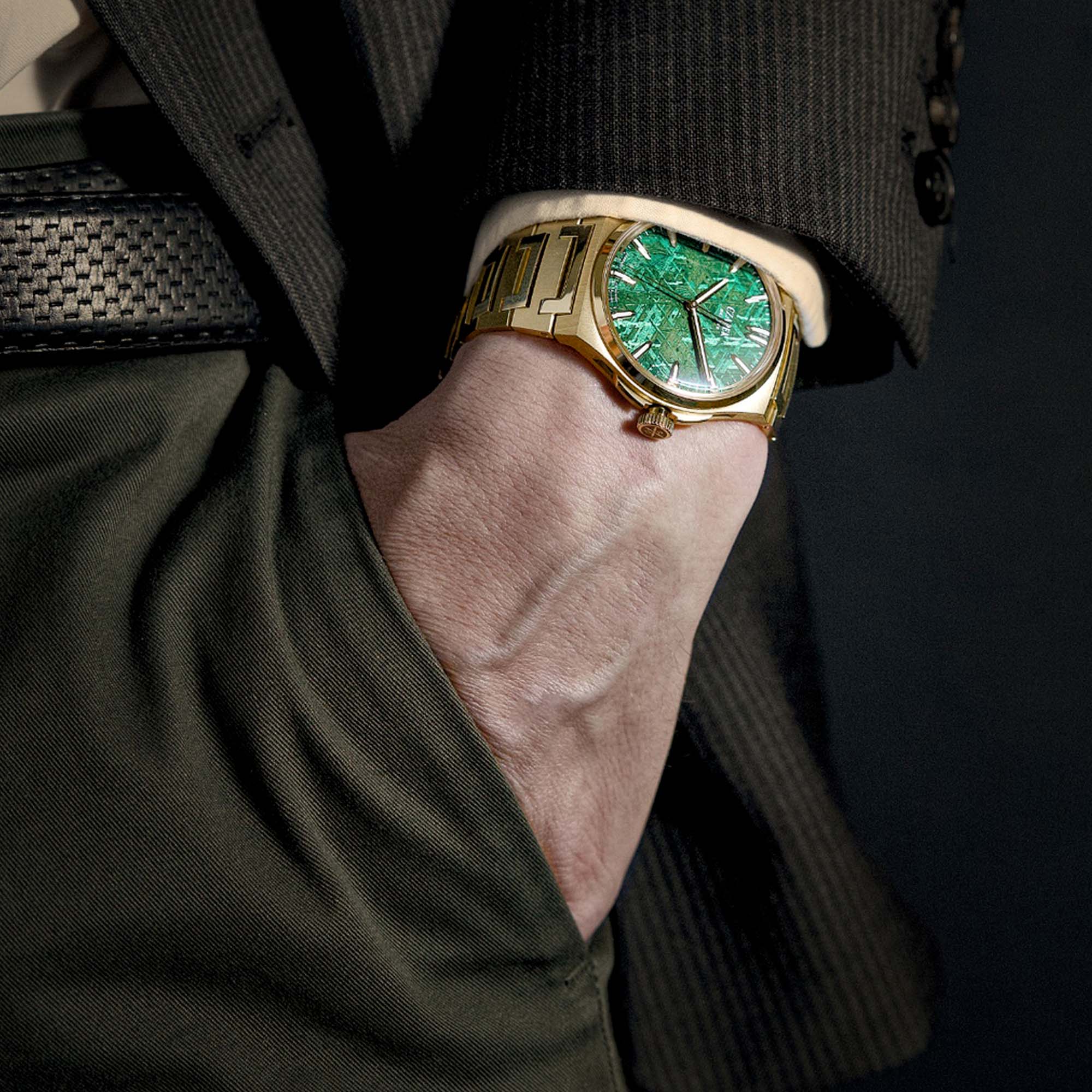 The Antarctique Mount Erebus Green Meteor by Czapek combines cosmic beauty and mechanical excellence in a limited collector’s creation.