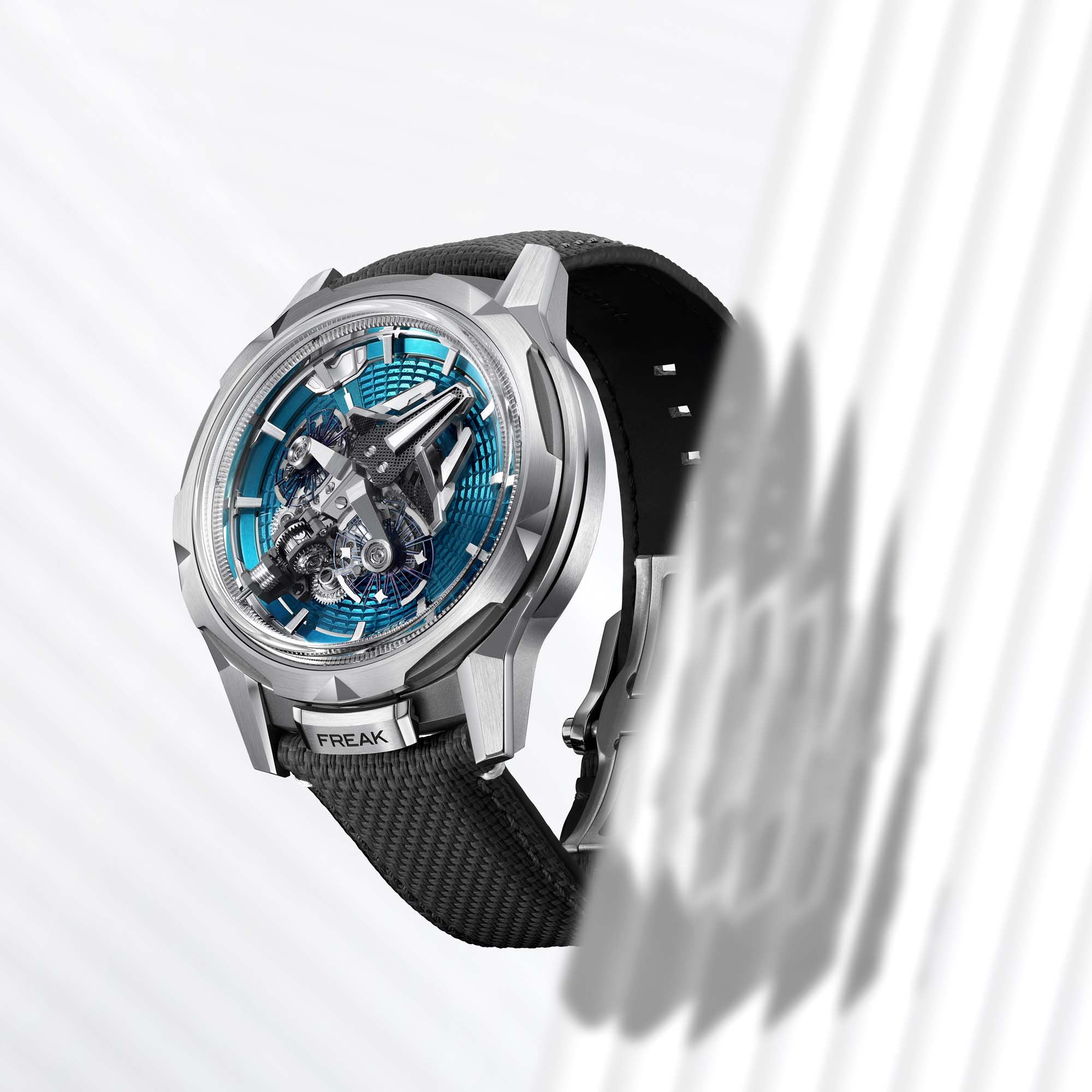 Discover the Freak S Enamel Blue, where Ulysse Nardin unites avant-garde engineering, deep-blue enamel, and cosmic motion in a bold horological statement.