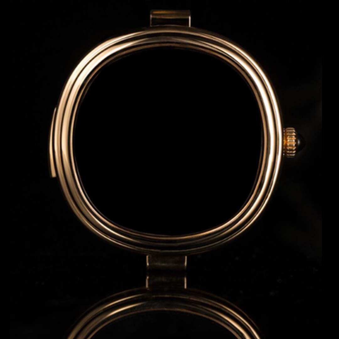 Shop the Gerald Genta Genève Minute Repeater, a yellow gold Swiss luxury watch engineered as a musical instrument, for discerning London collectors.