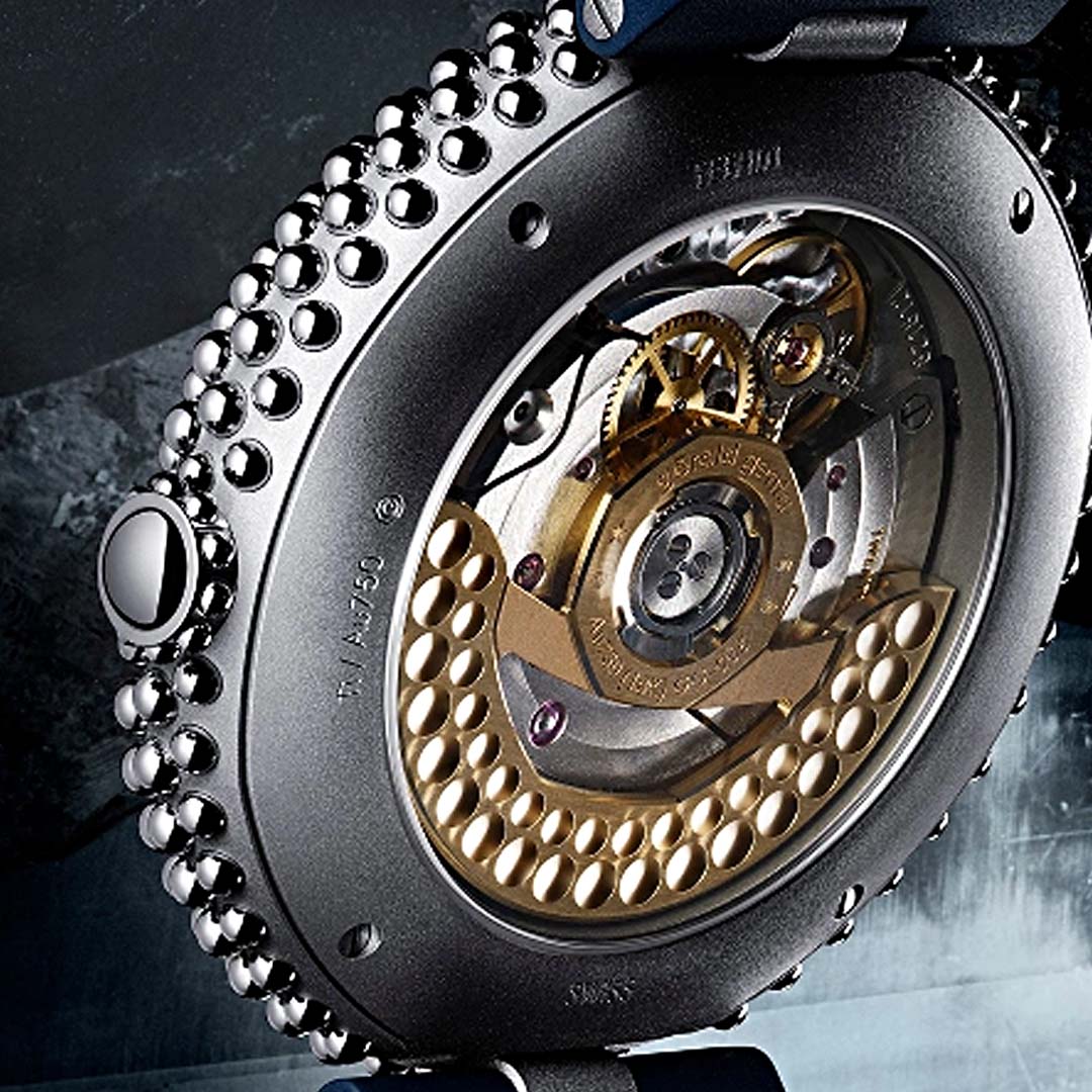 The Gentissima Oursin 41 Blue Meteorite by Genta combines sculptural design with cosmic materials. Explore in London.