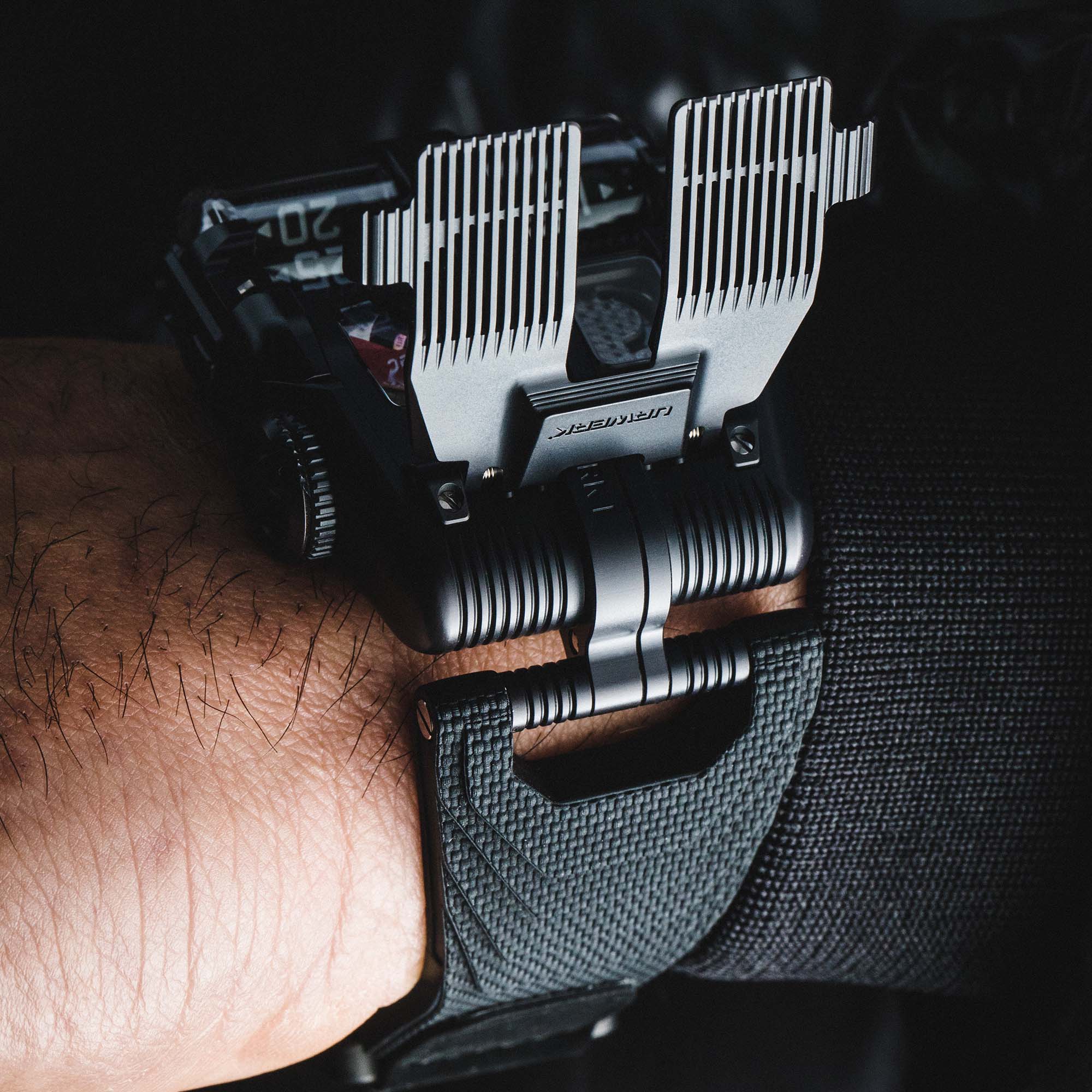 UR-112-BACK-TO-BLACK-LIFESTYLE-1