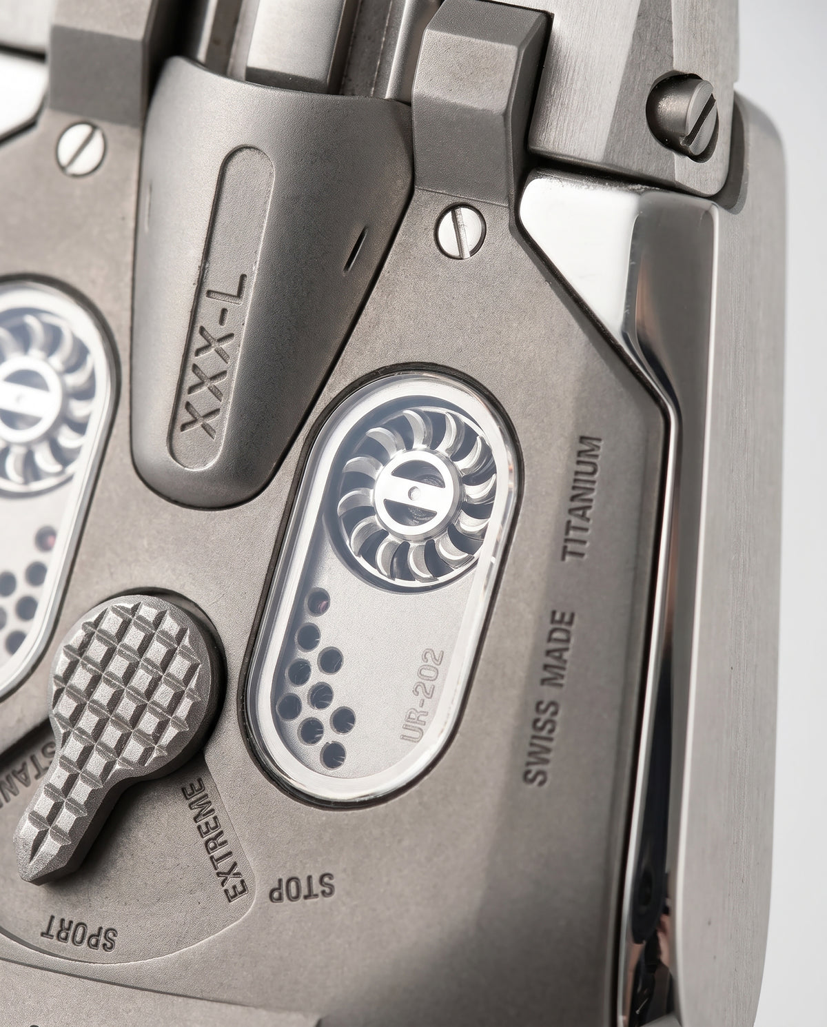 URWERK UR202S FULL METAL JACKET LIMITED EDITION OF 50 - STEEL