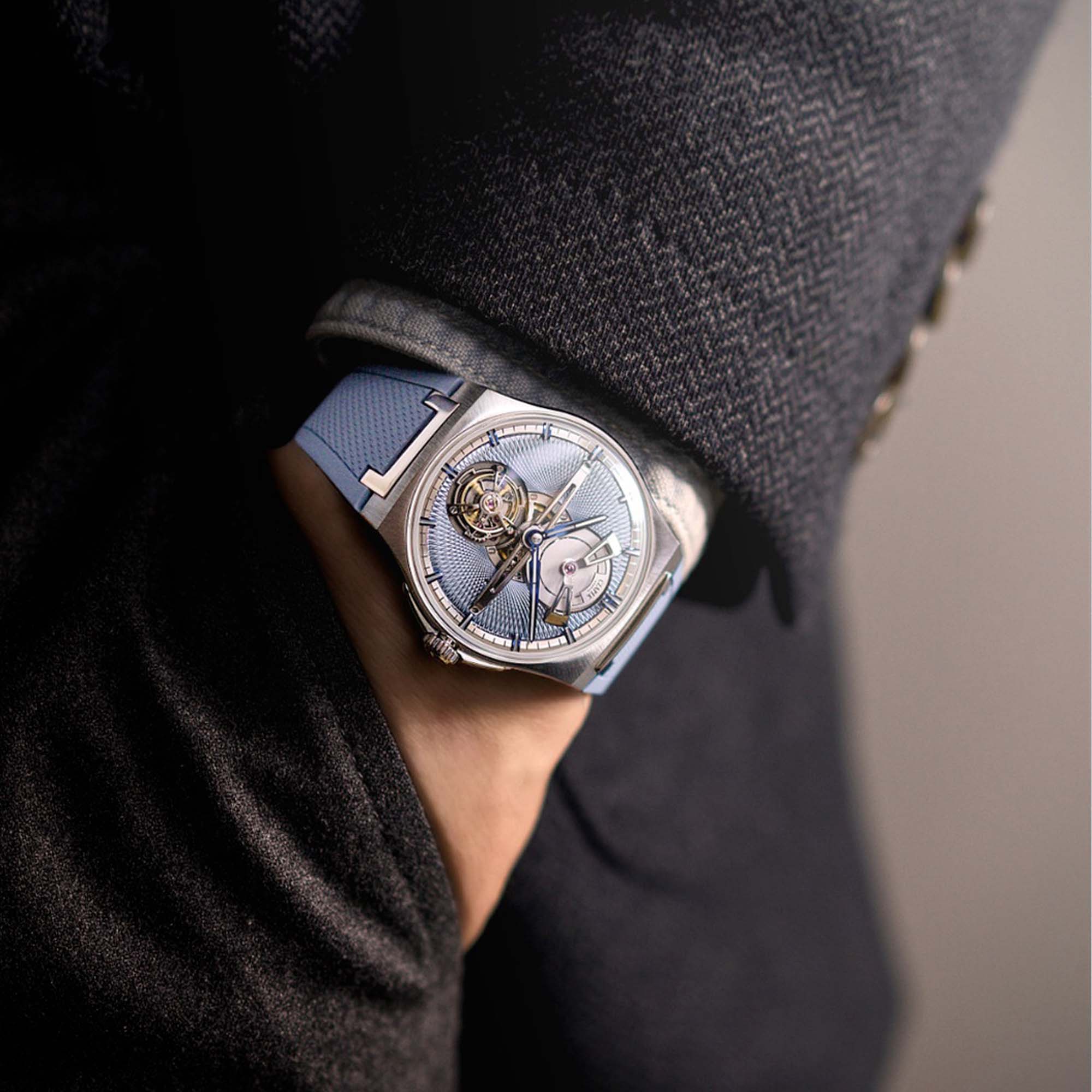 antarctique-passage-de-drake-tourbillon-glacier-blue-wrist