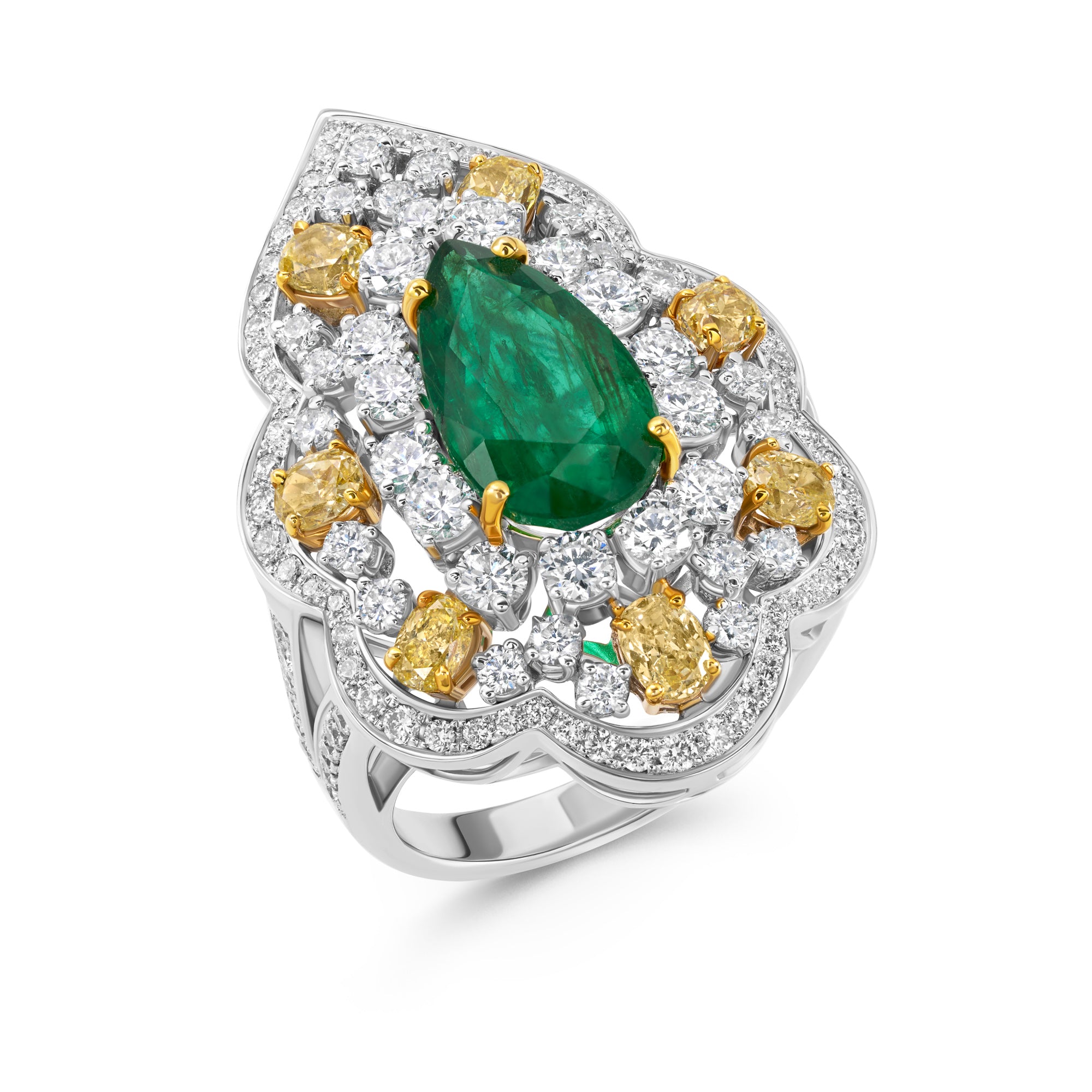 center-pear-shaped-emerald-with-white-and-yellow-diamonds-18k-white-gold-ring