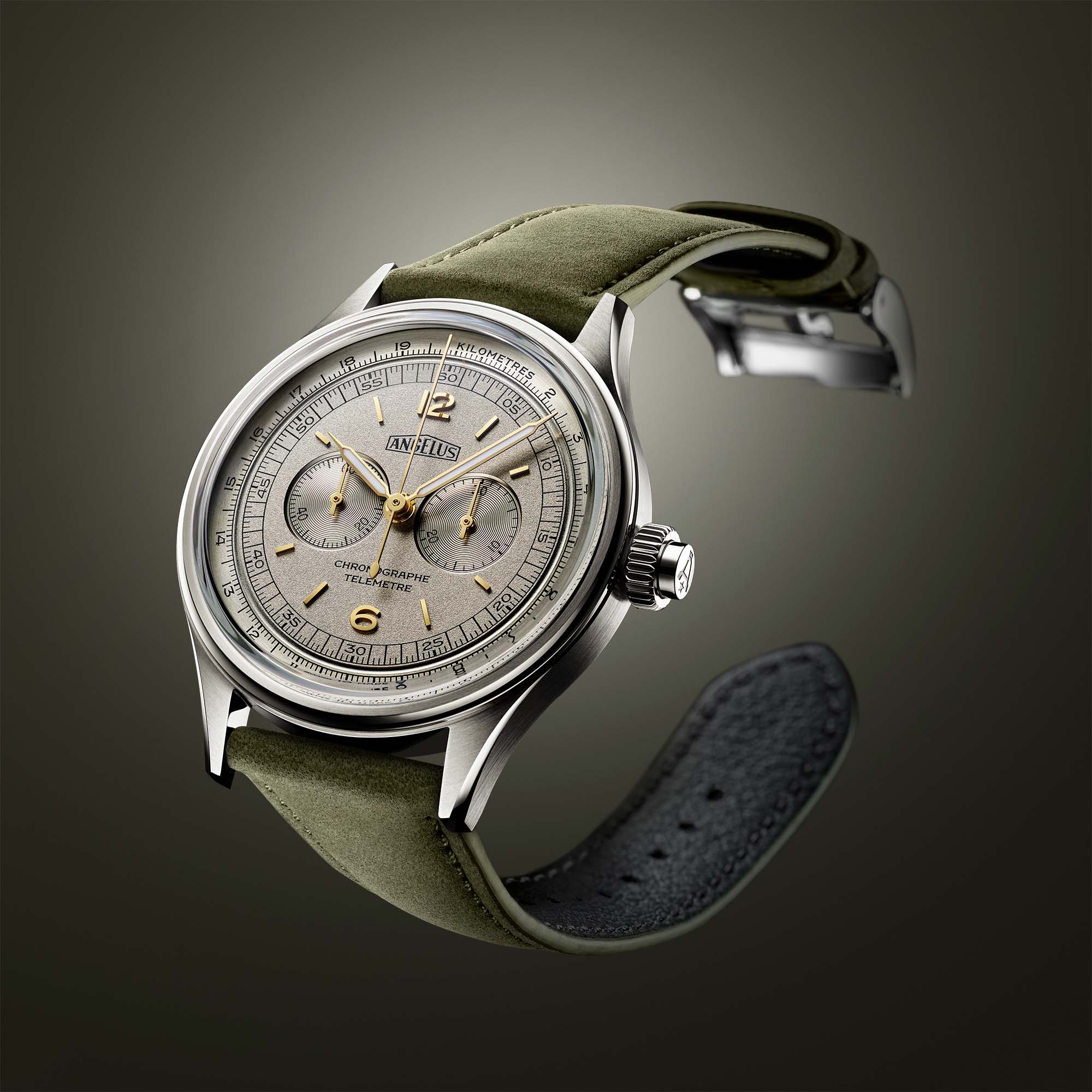 Angelus Chronographe Télémetre Steel Grey is a hand-wound chronograph watch with retro styling, steel case, and historical telemeter functionality.
