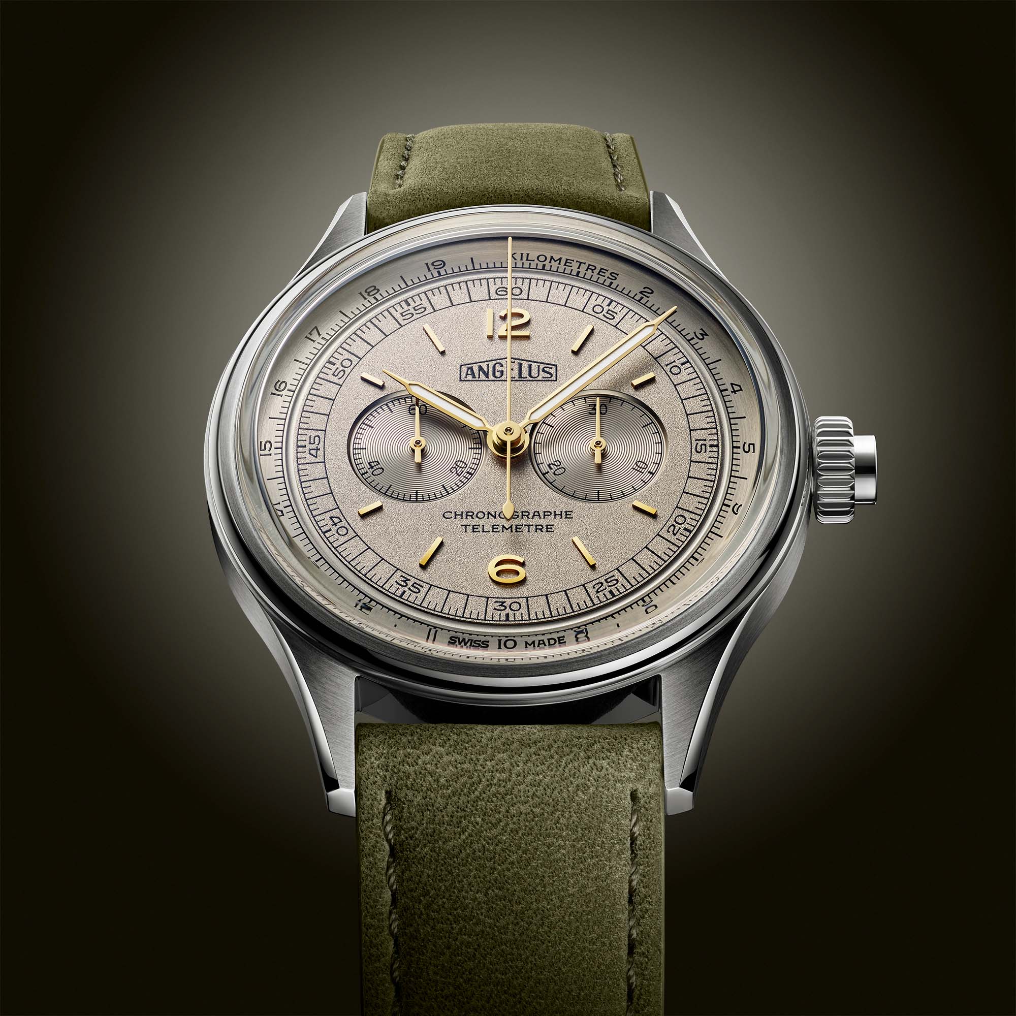 This Angelus Chronographe Télémetre pairs a sleek grey dial with a classic telemeter scale, honoring mid-century chronograph design in modern form.