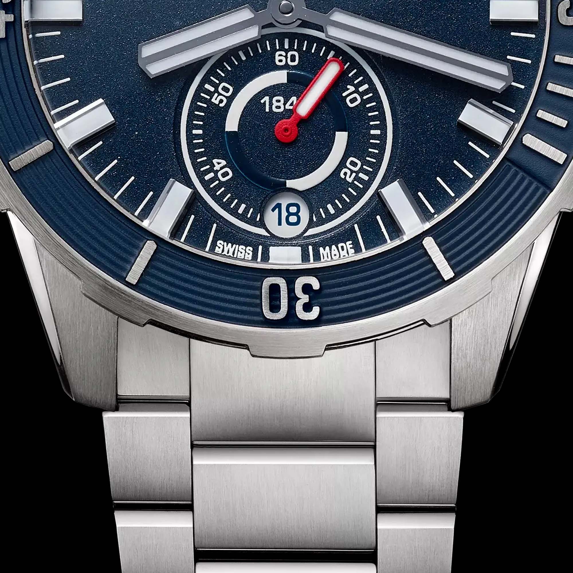 diver-blue-dial-44mm-bracelet-1183-170-7m_93-close-up