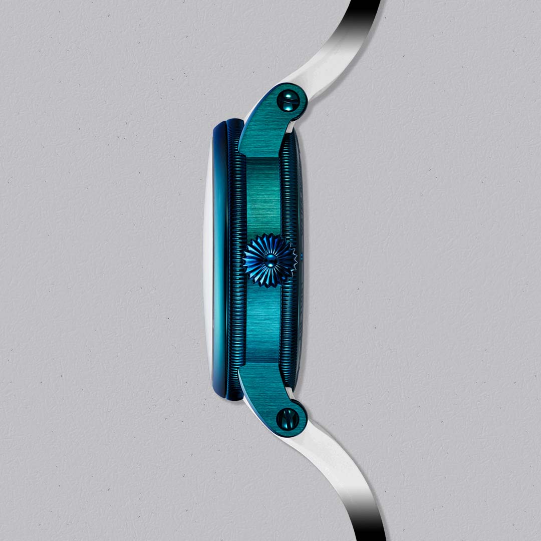 The Evolution ReSec Snake by Chronoswiss features a 42mm titanium case, hand guilloché dial and 55 hour power reserve.