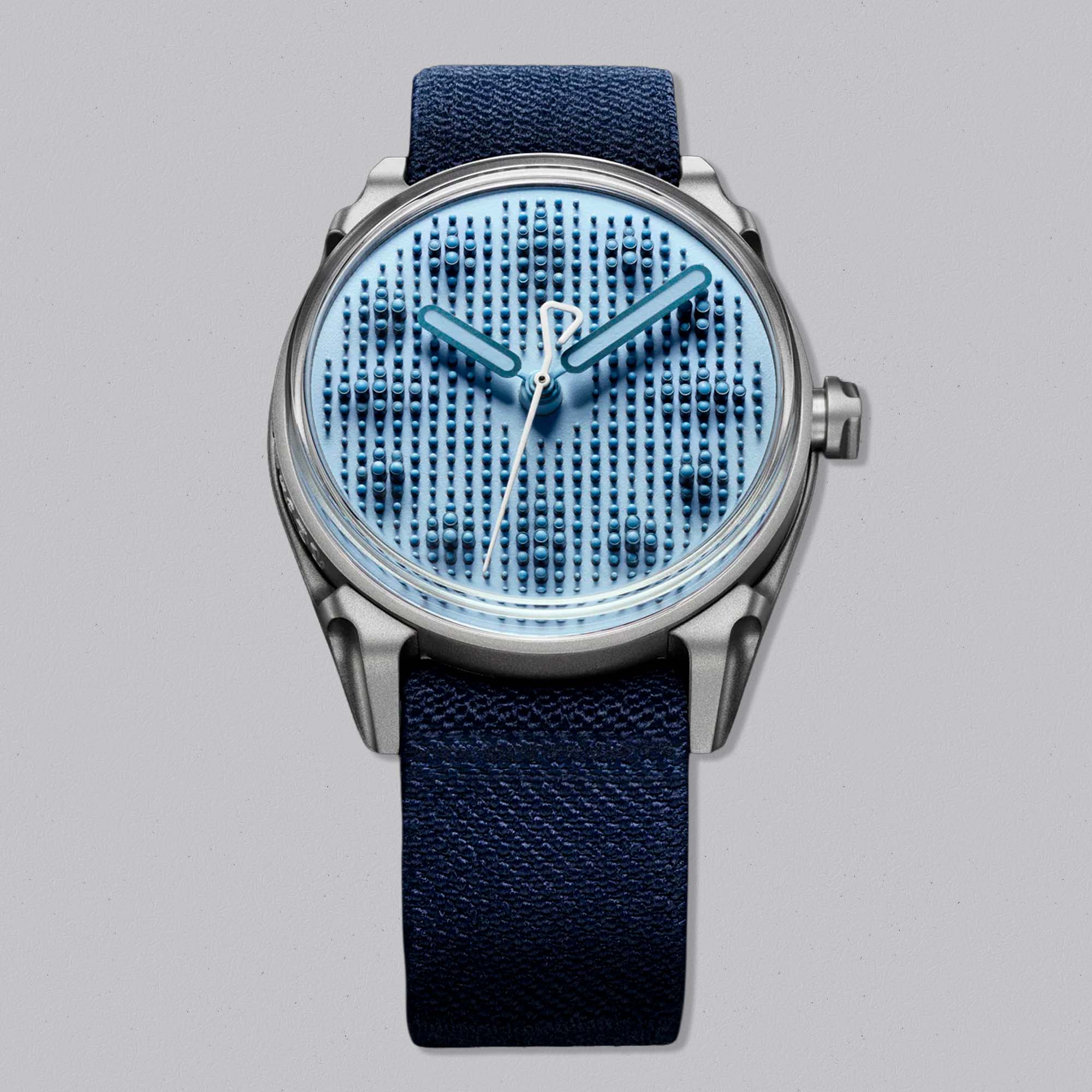 Kollokium PROJEKT 01 Variant G1 introduces a raw mechanical aesthetic, combining industrial design, tactile surfaces, and contemporary independent watchmaking.