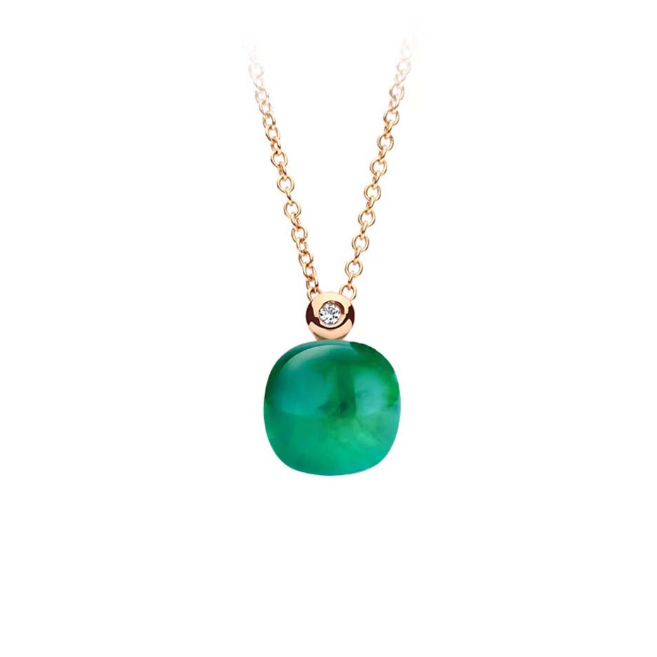 The Bigli Mini Sweety pendant small with emerald and mother of pearl pairs vibrant colour with soft iridescence in a refined design.