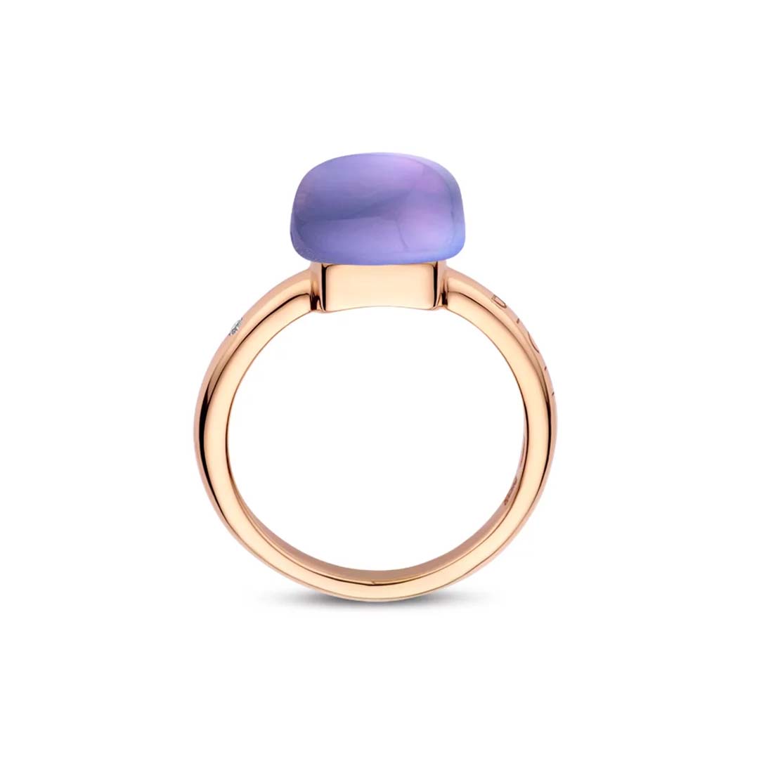 Discover the Mini Sweety ring featuring amethyst and lapis, combining vibrant colour, depth, and modern elegance.