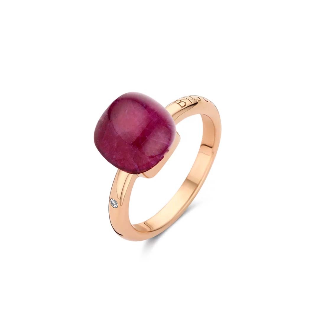 Mini Sweety ring with amethyst and ruby blends rich colour with refined elegance in a contemporary jewellery design.