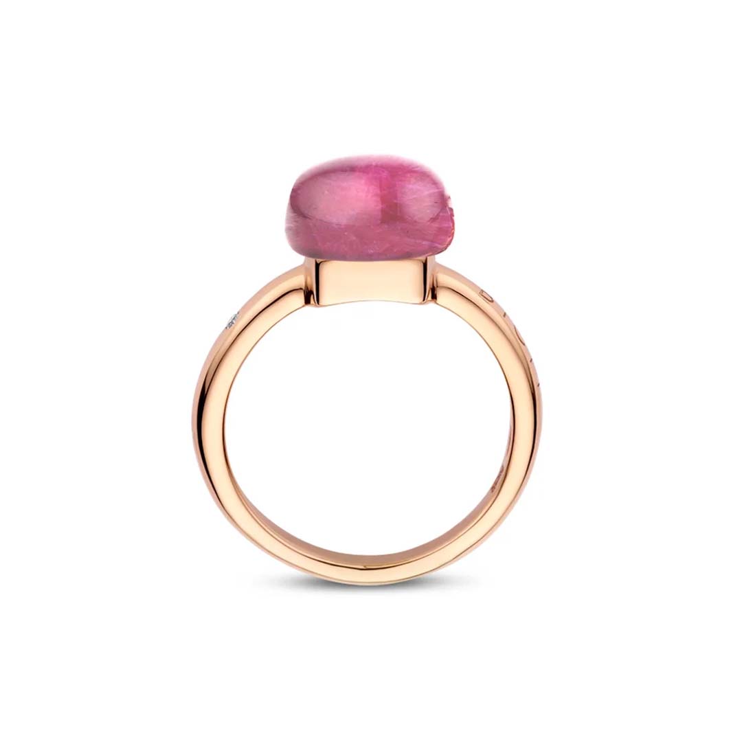 Discover the Mini Sweety ring featuring amethyst and ruby, offering vibrant contrast and timeless sophistication.