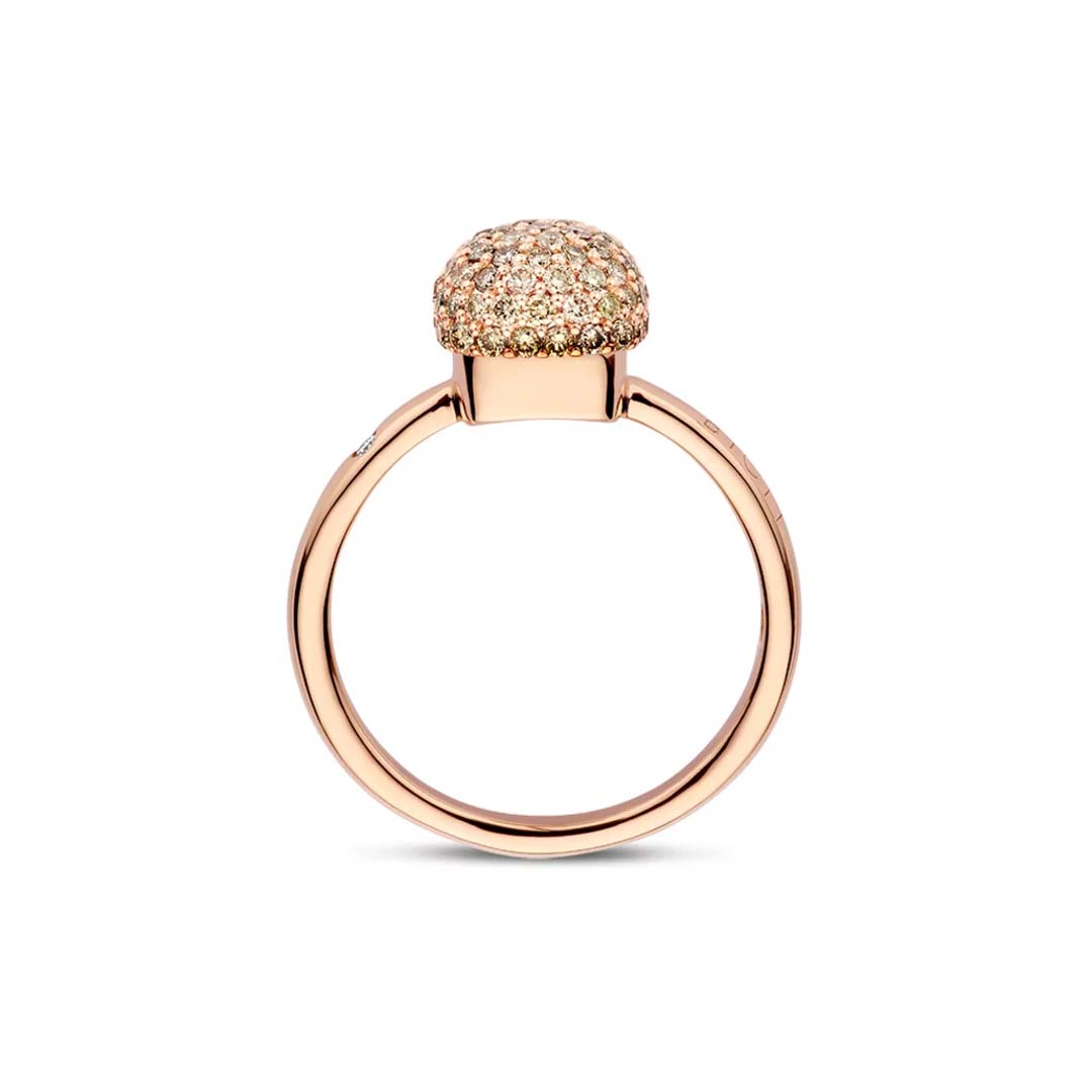 Discover the Mini Sweety ring small set with brown diamonds, combining subtle brilliance with timeless sophistication.