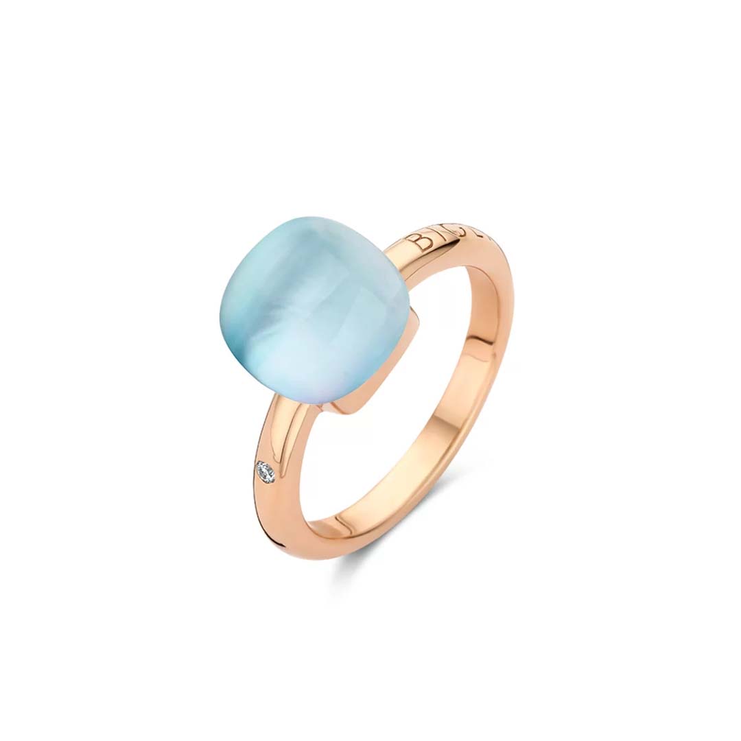 Mini Sweety ring with turquoise and rock crystal blends vibrant colour with luminous clarity in a refined jewellery design.