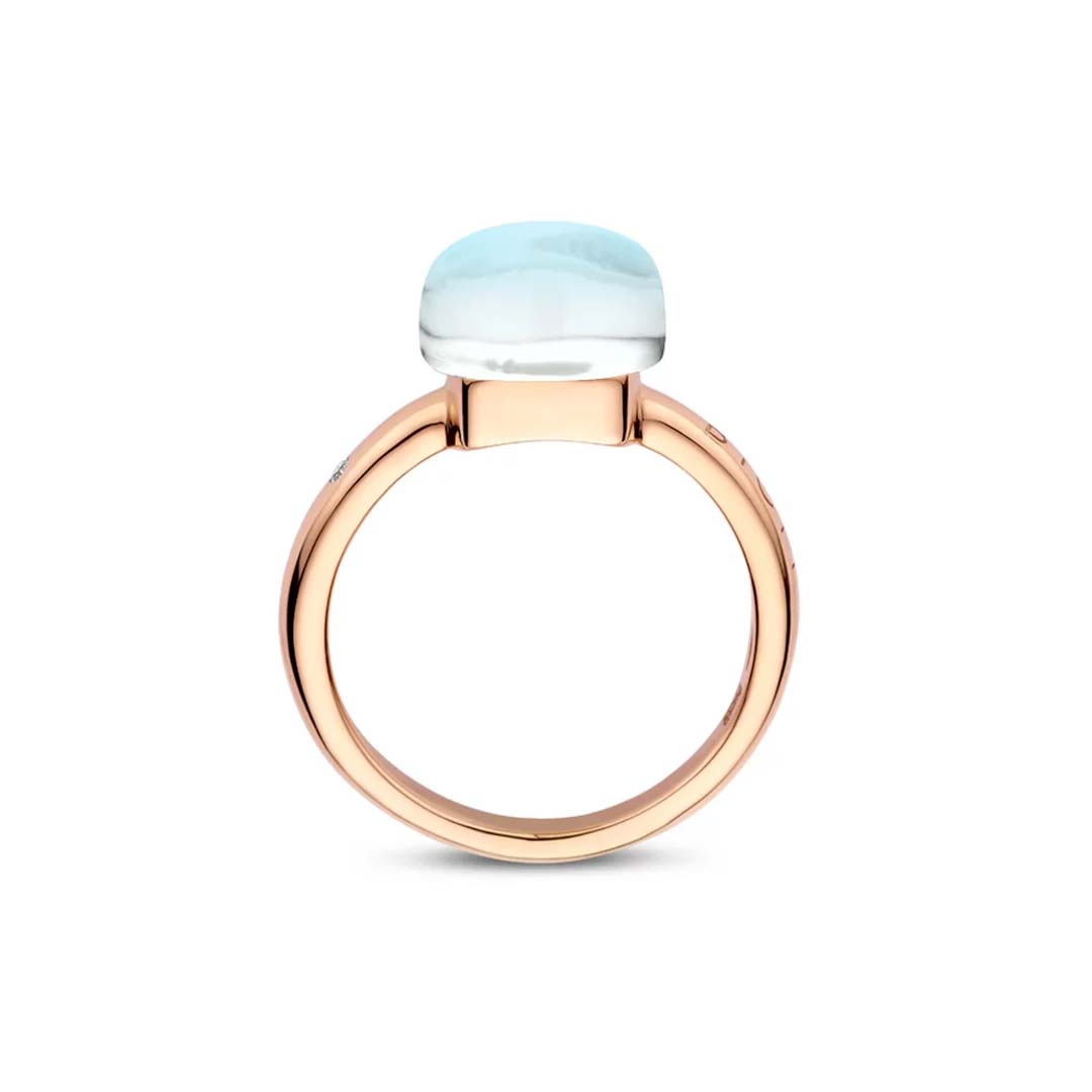 Discover the Mini Sweety ring featuring turquoise and rock crystal, offering fresh colour, light, and contemporary elegance.