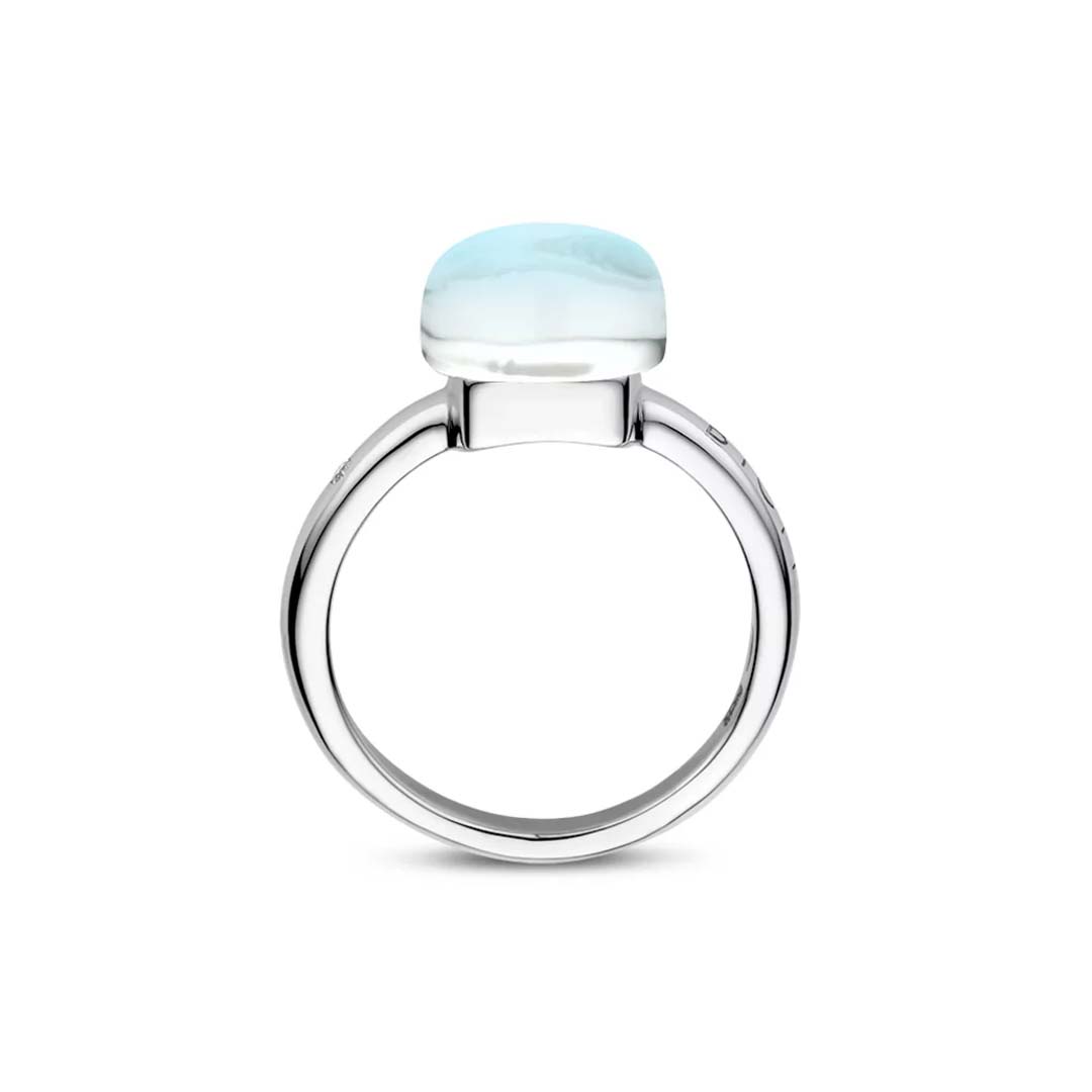 Discover the Mini Sweety ring featuring turquoise and rock crystal, a fresh expression of colour and modern elegance.