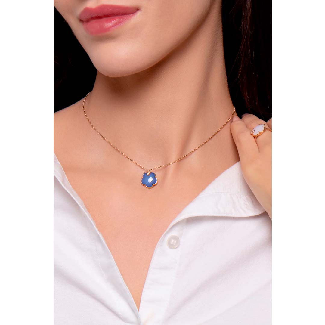 petit-joli-necklace-necklace-in-18k-rose-gold-with-blue-moon-and-diamonds-16135R-model