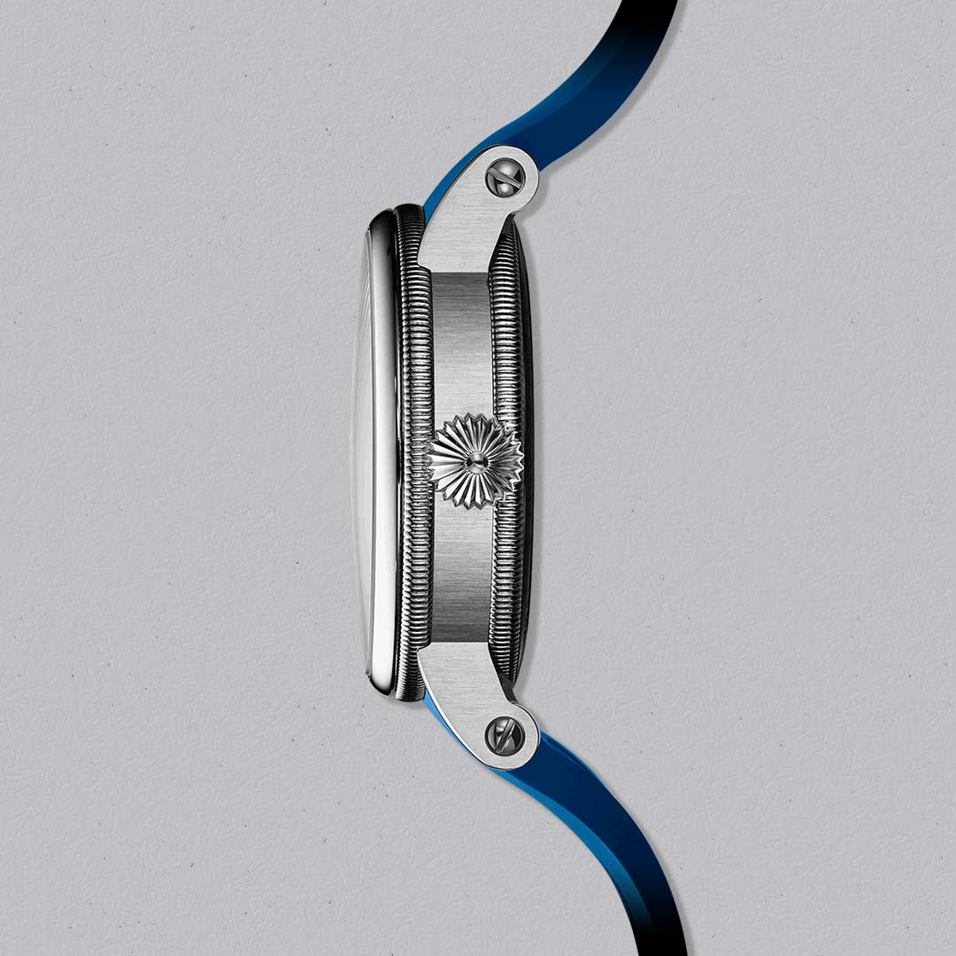 The ReSec Vertical Blue by Chronoswiss features a titanium case, hand guilloché dial and 55 hour power reserve.