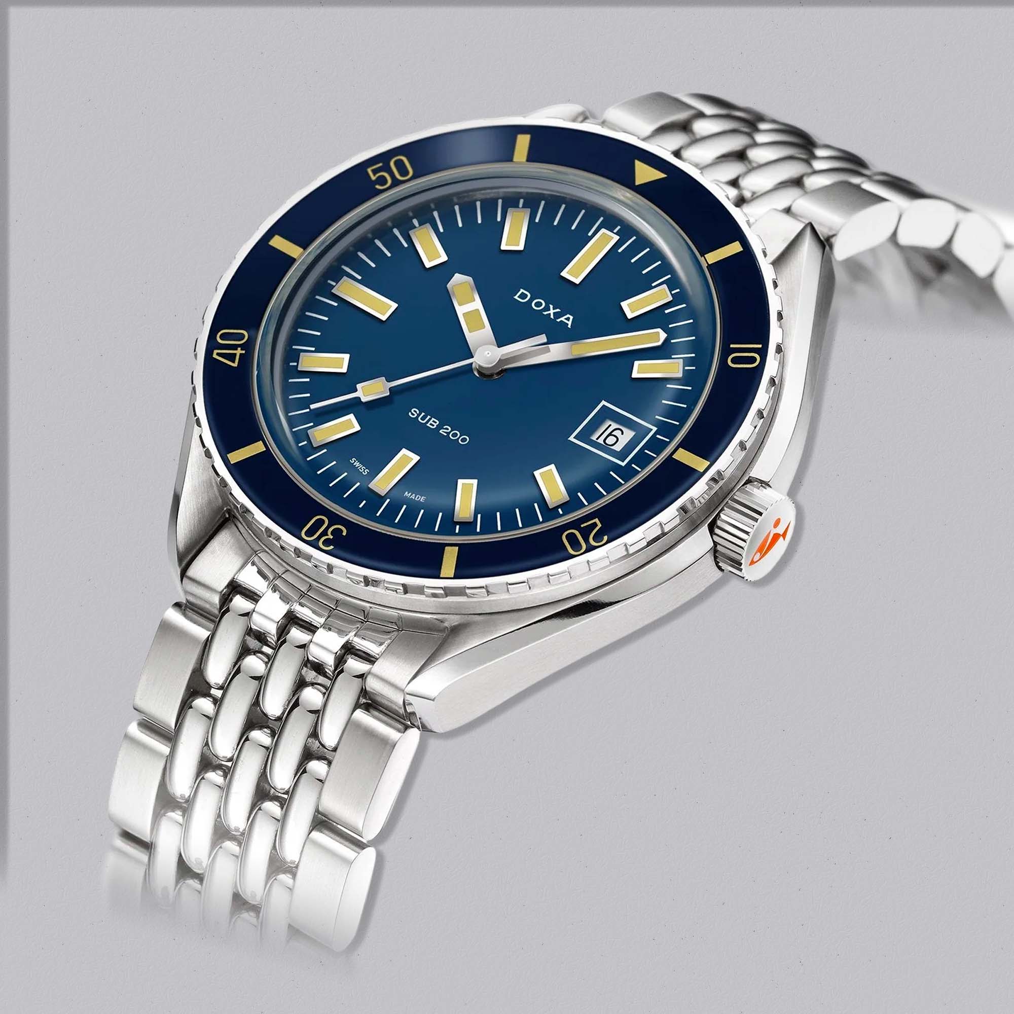 Discover the DOXA SUB 200 Caribbean, combining reliable Swiss engineering with a vibrant blue aesthetic and everyday versatility.