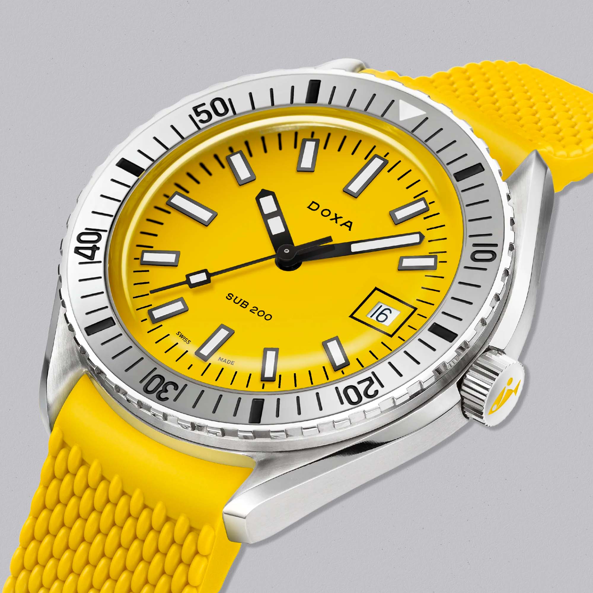 	Explore the DOXA SUB 200 Divingstar with bold yellow dial and steel bracelet — a 200m Swiss dive watch blending heritage and performance.