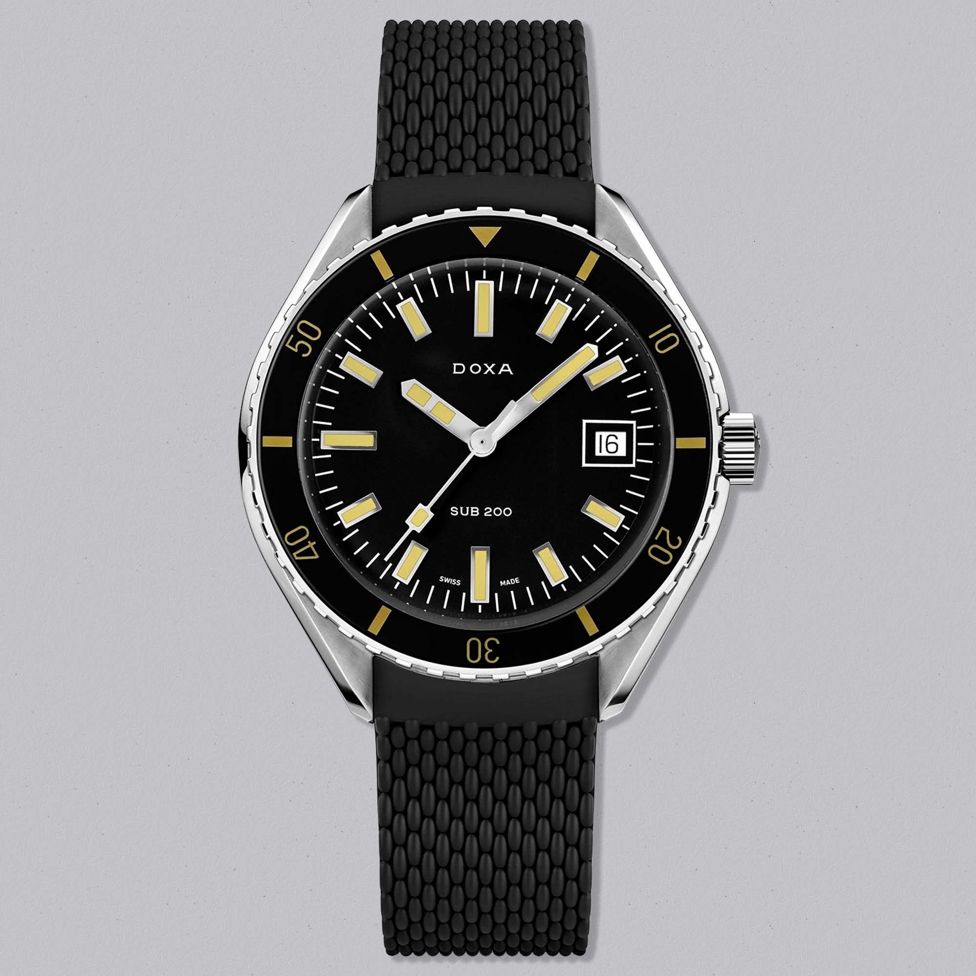 DOXA SUB 200 Sharkhunter 799.10.101.20, a Swiss automatic dive watch defined by monochrome legibility and classic tool watch character.